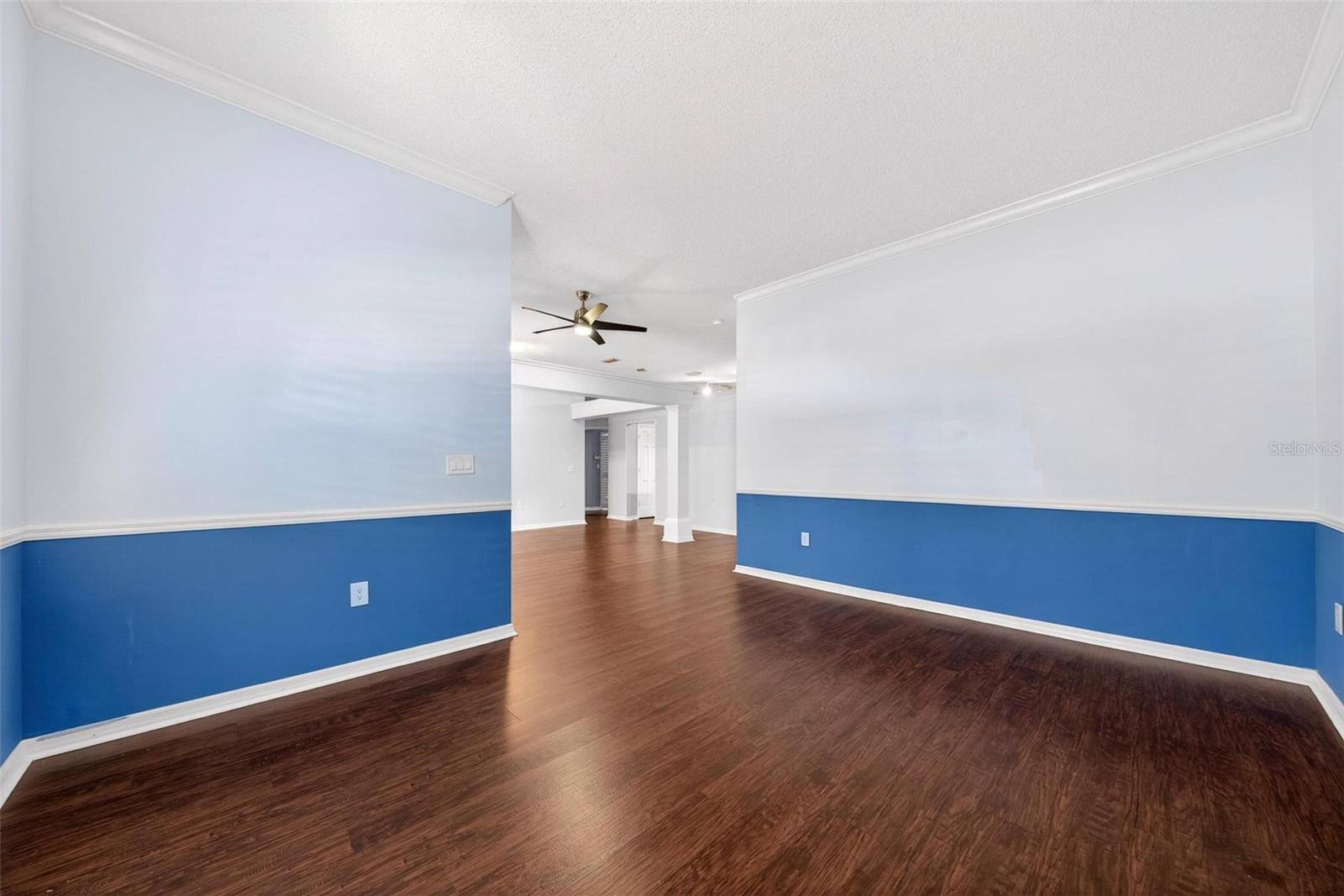 2132 TIPTREE CIR, ORLANDO, FL, 32837