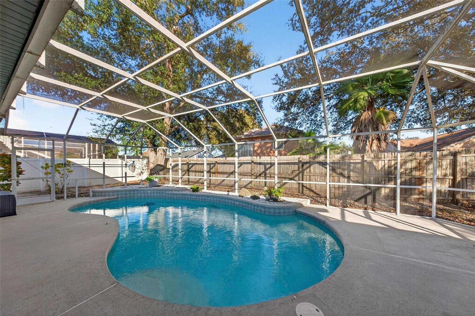 2132 TIPTREE CIR, ORLANDO, FL, 32837