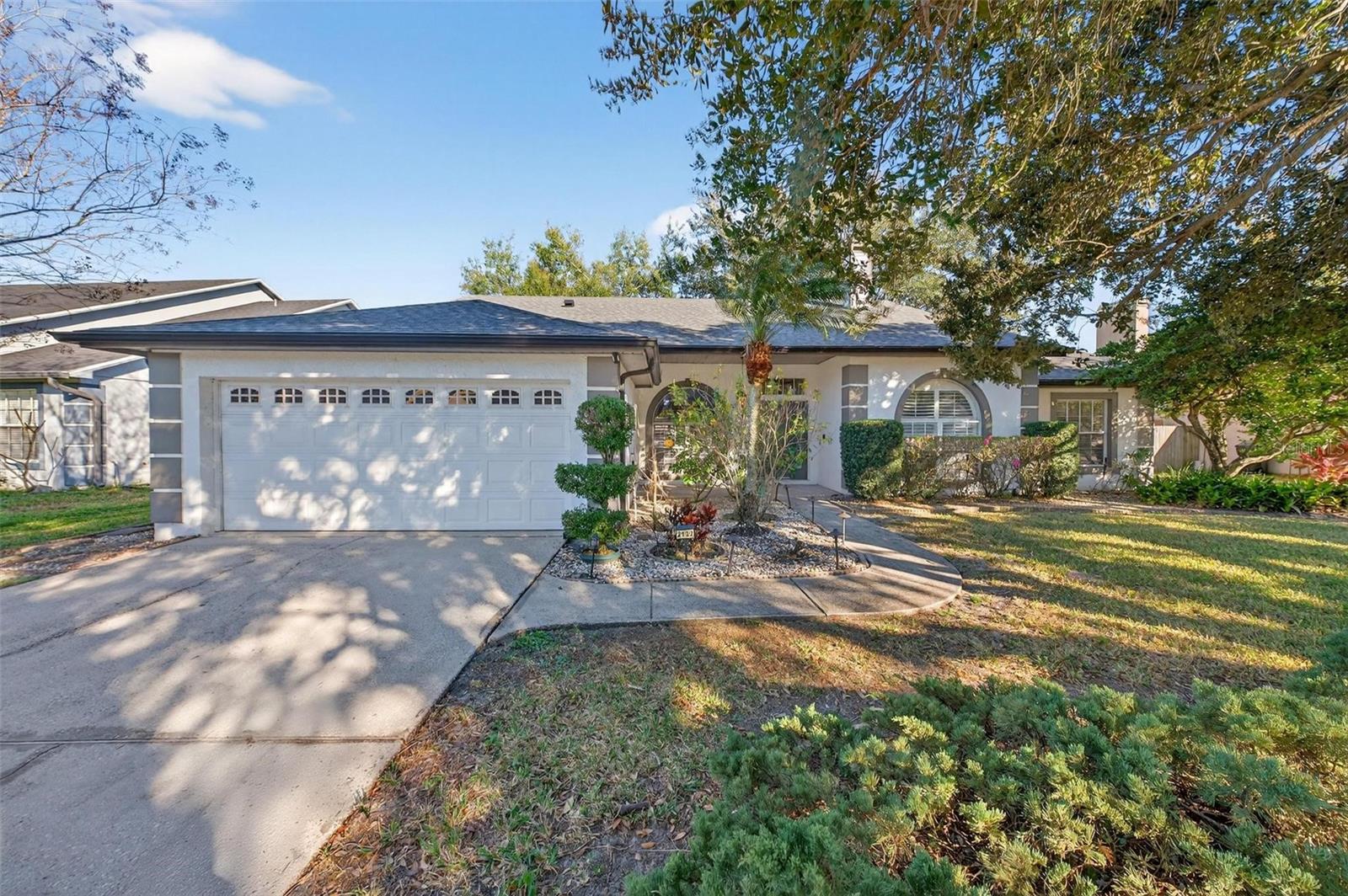 2132 TIPTREE CIR, ORLANDO, FL, 32837