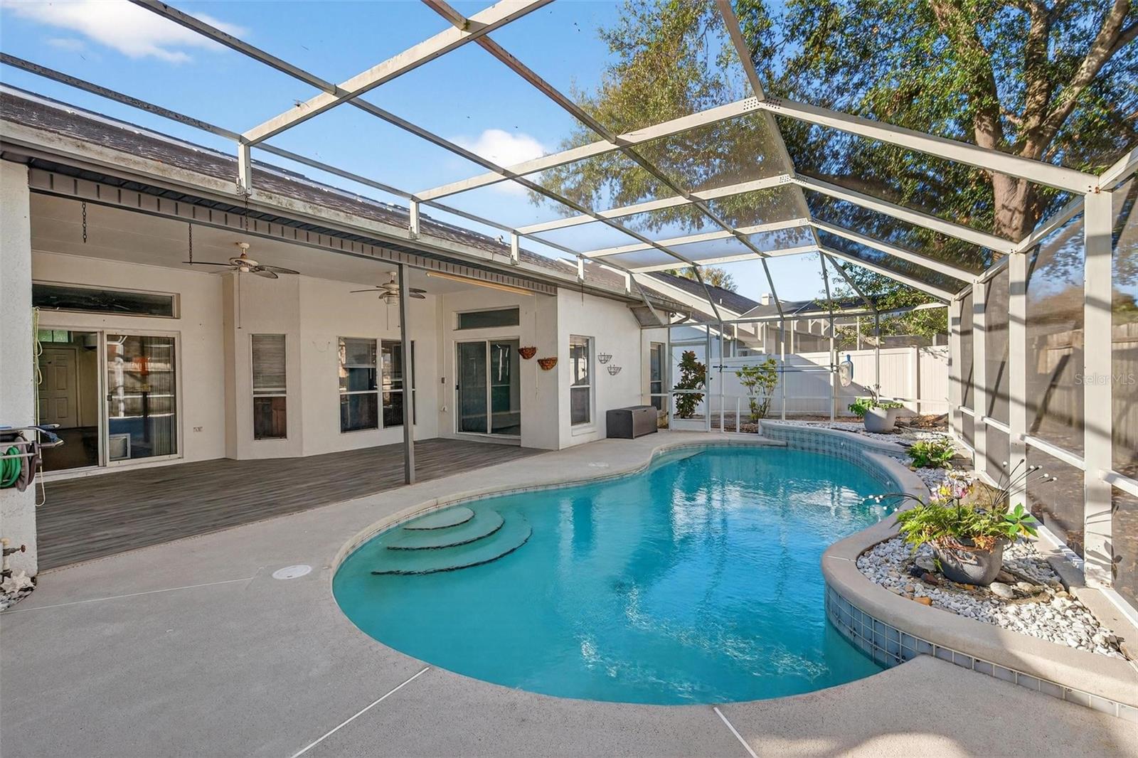 2132 TIPTREE CIR, ORLANDO, FL, 32837