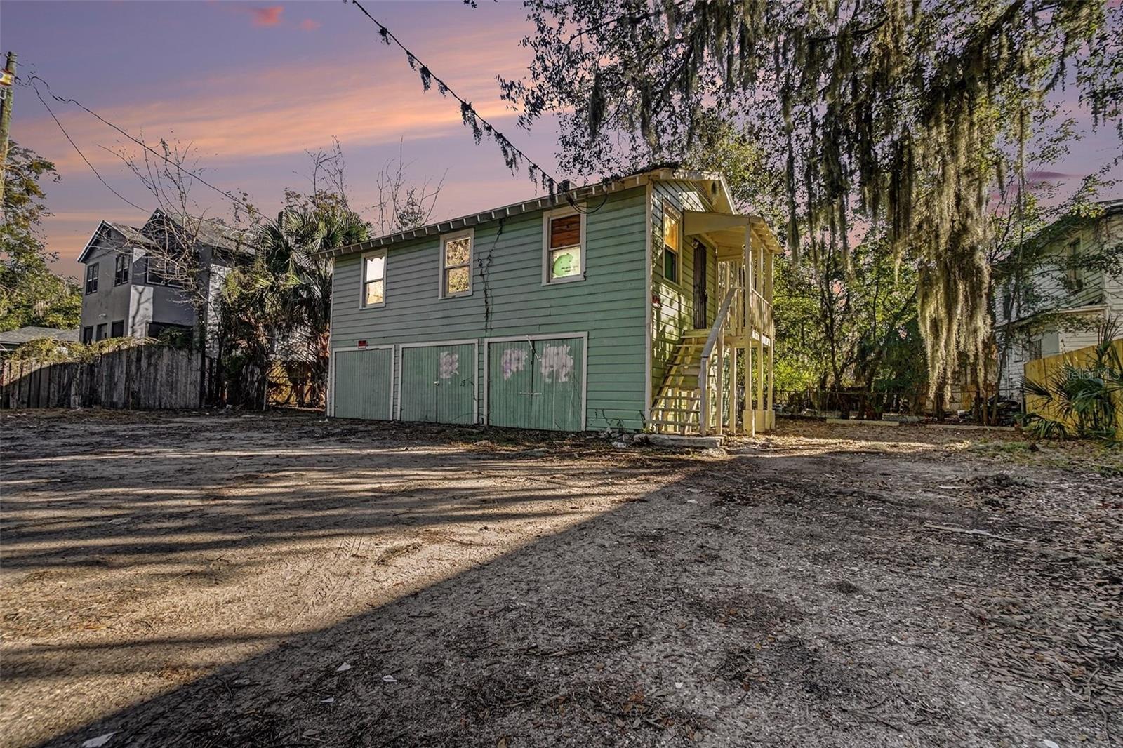 TB8469058 Property Photo