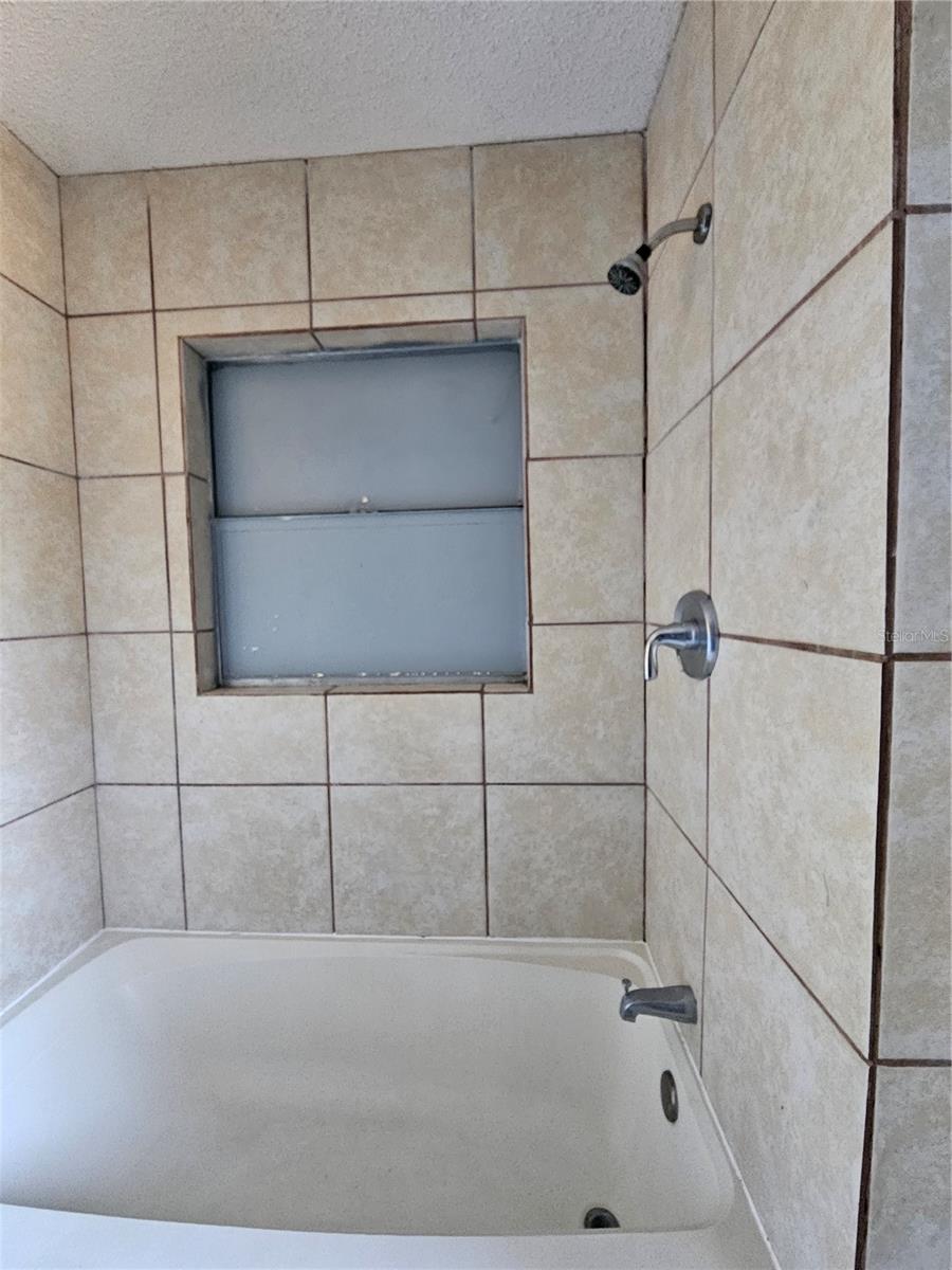 945 REYNOLDS RD, LAKELAND, FL, 33801