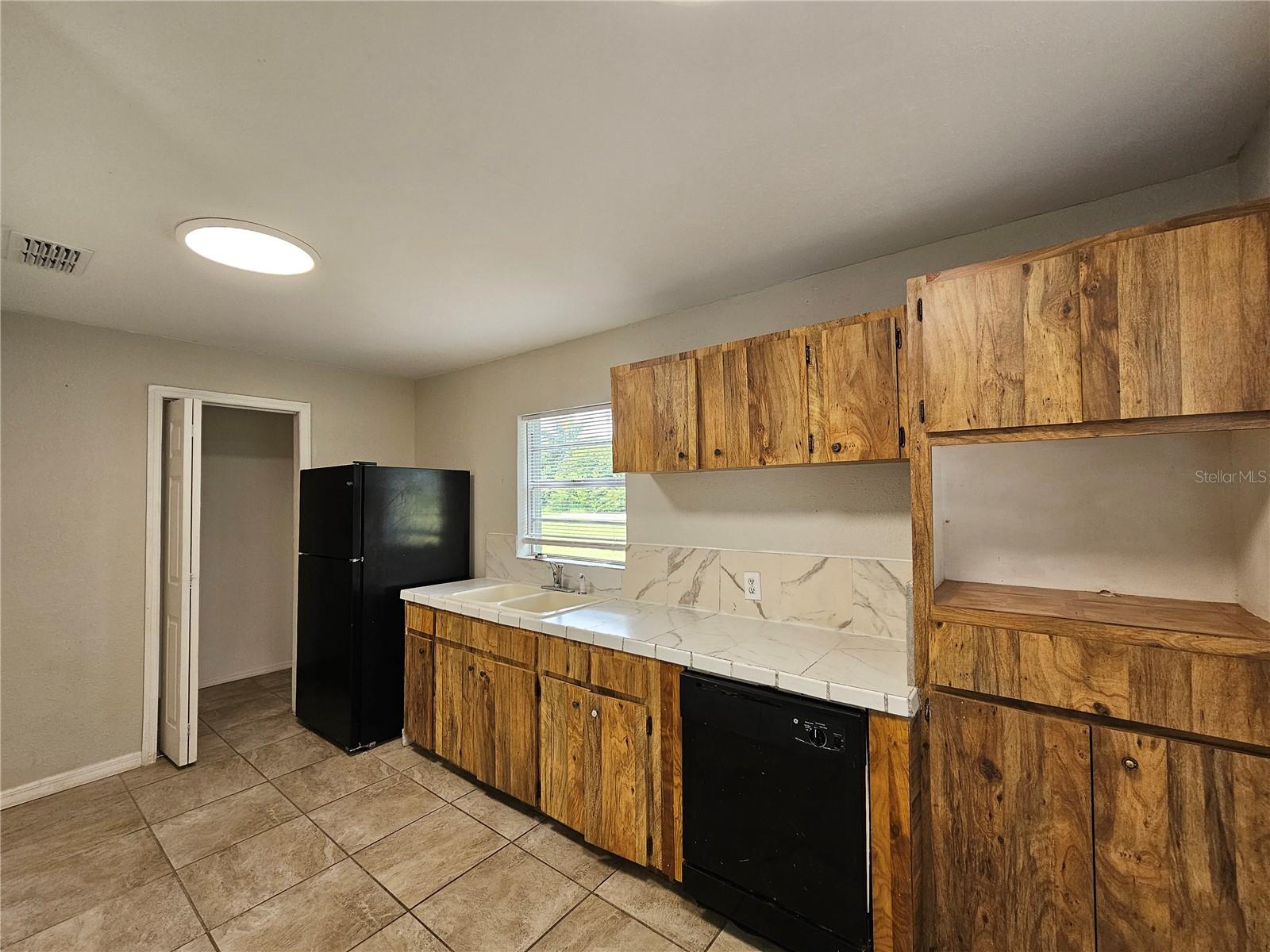 945 REYNOLDS RD, LAKELAND, FL, 33801