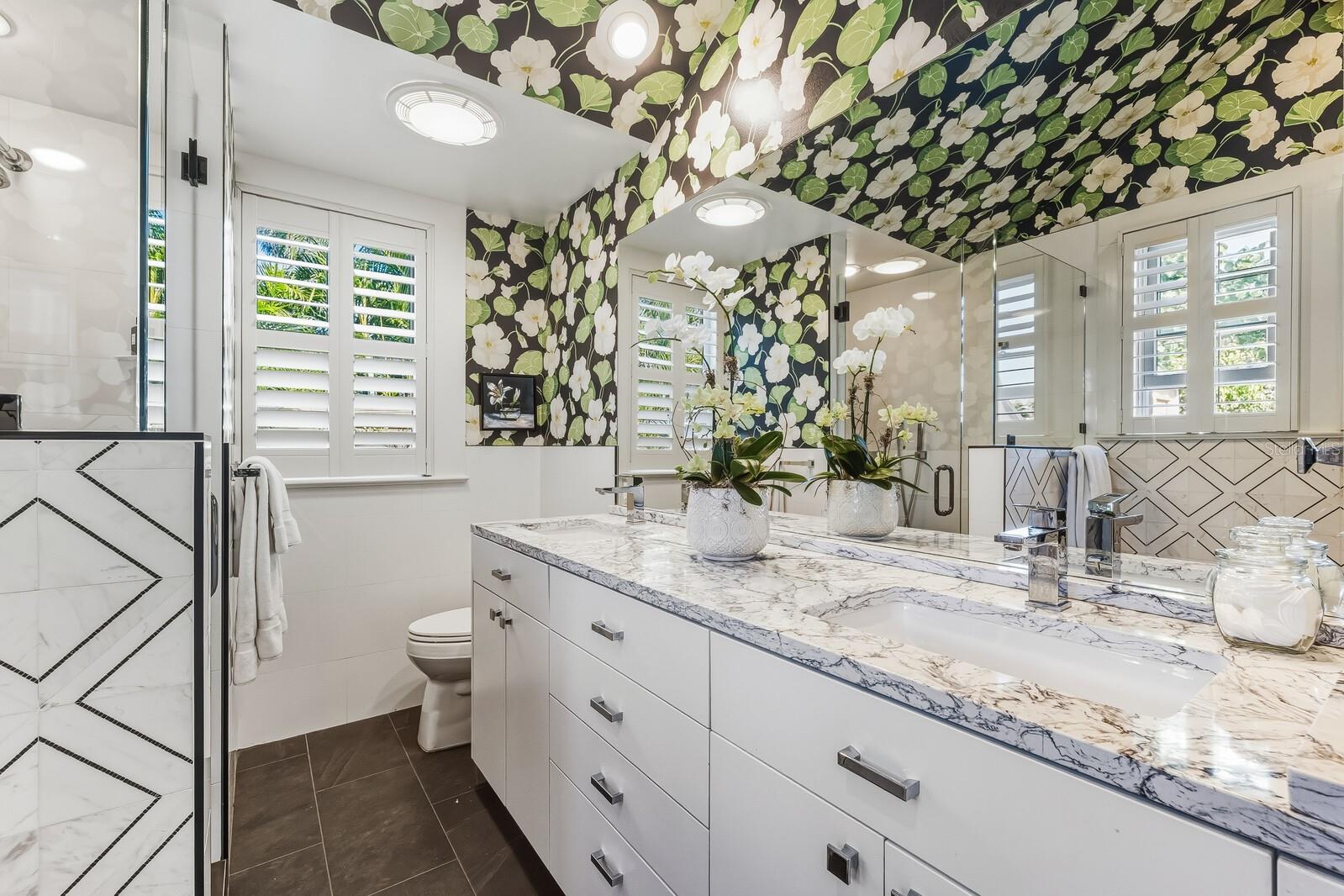 D6145835 Property Photo