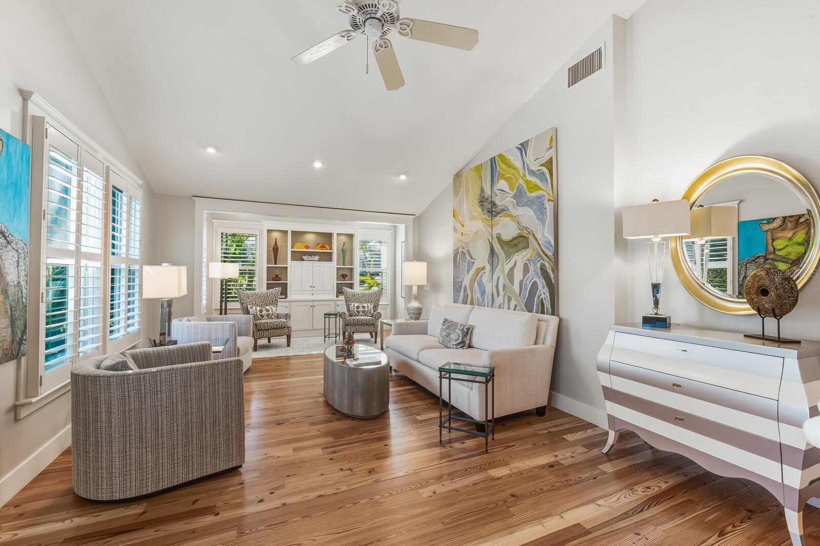 D6145835 Property Photo