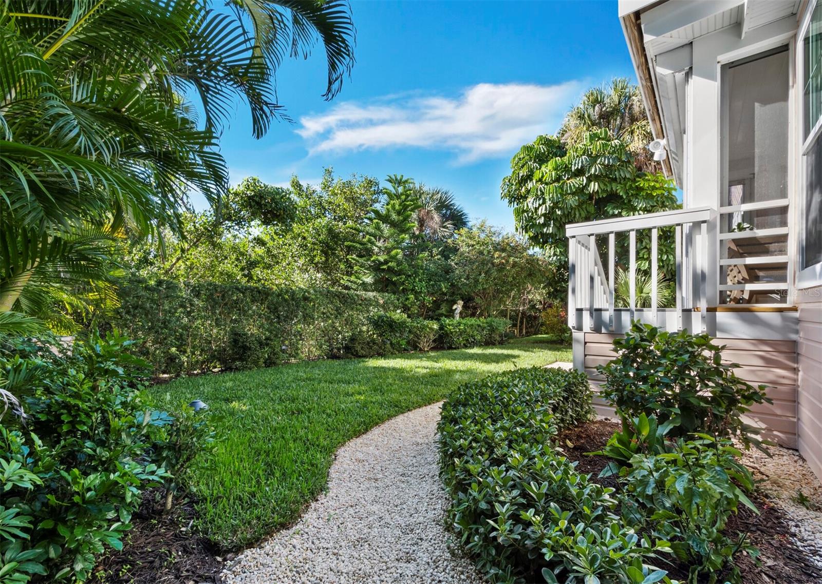 D6145839 Property Photo