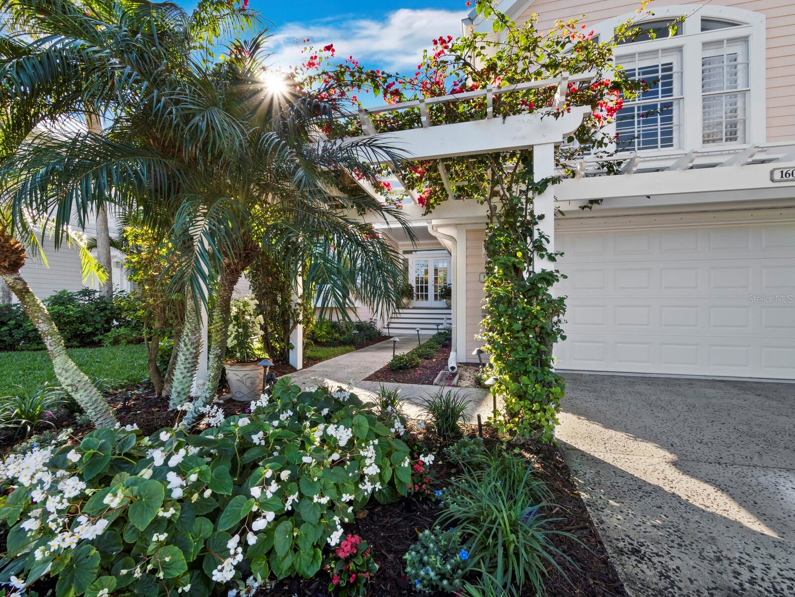 D6145839 Property Photo