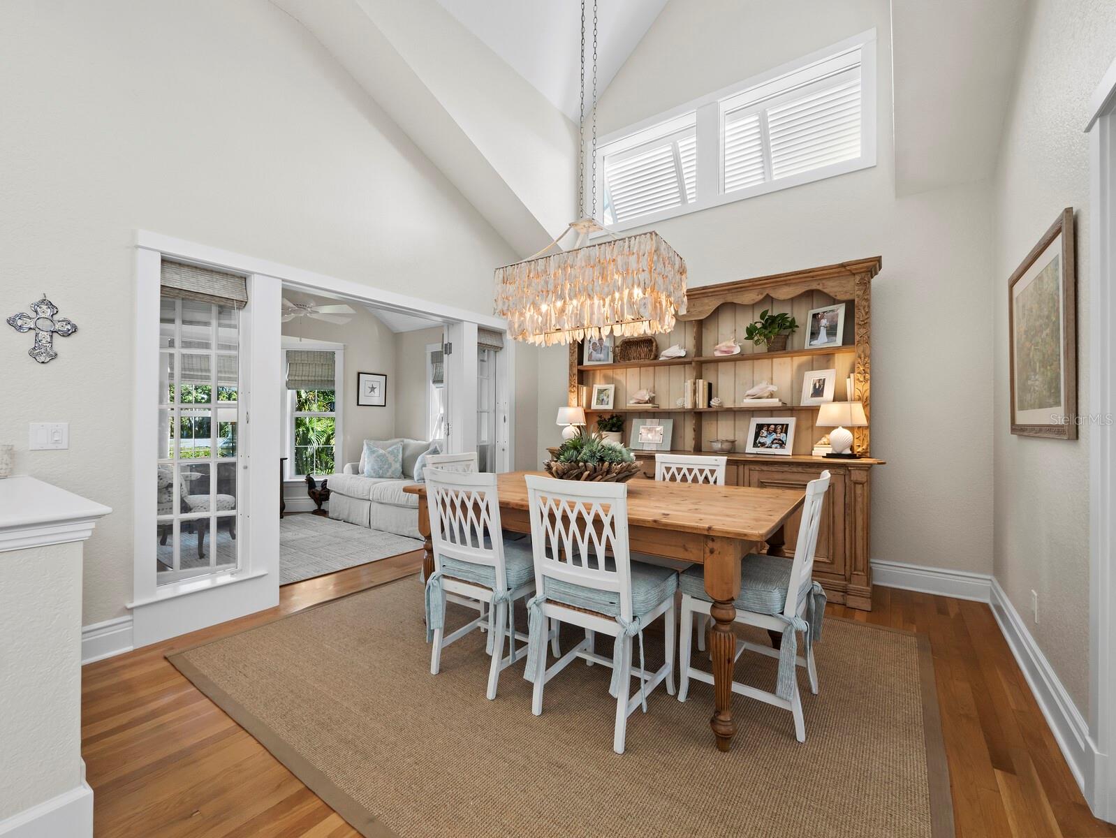 D6145839 Property Photo