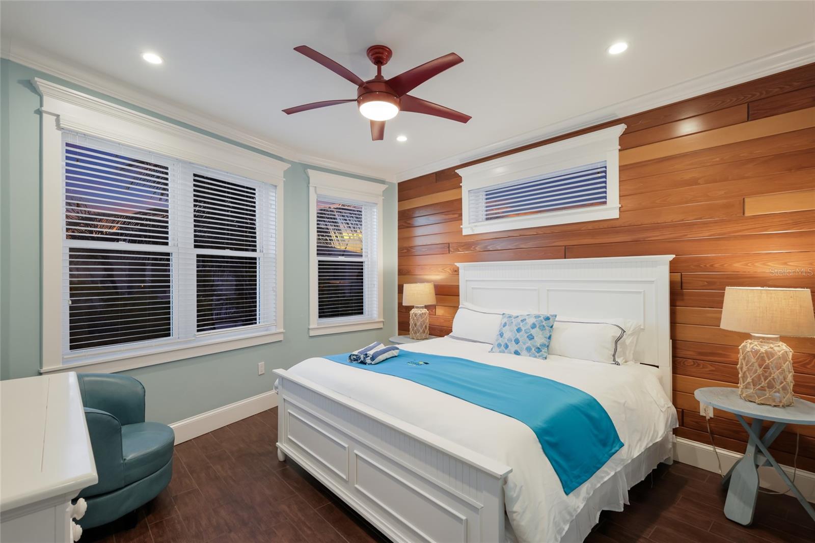 206 CHURCH AVE, BRADENTON BEACH, FL, 34217