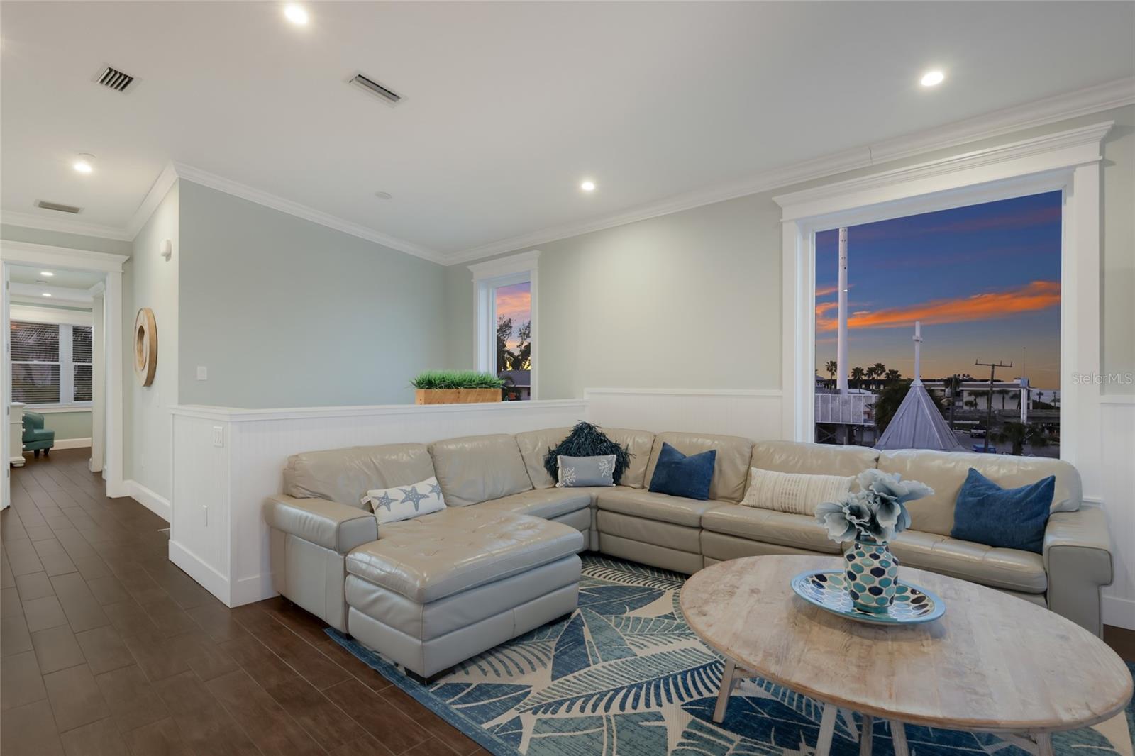 206 CHURCH AVE, BRADENTON BEACH, FL, 34217