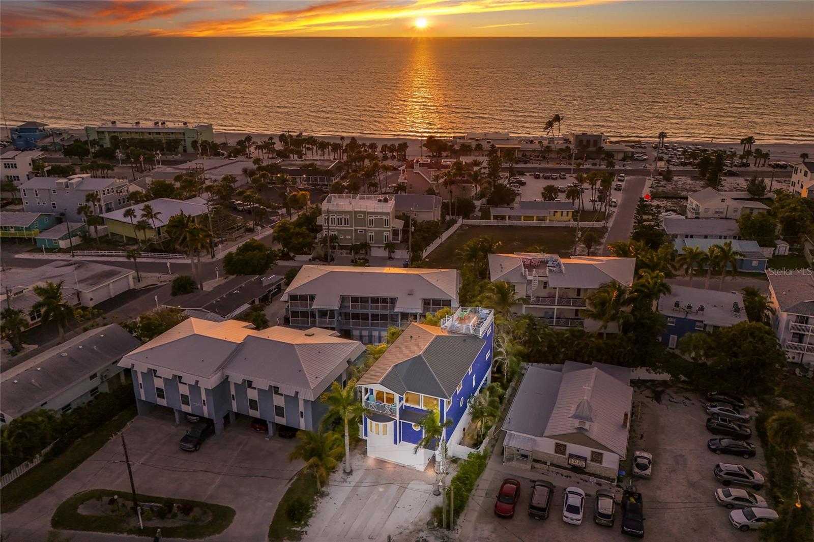 206 CHURCH AVE, BRADENTON BEACH, FL, 34217