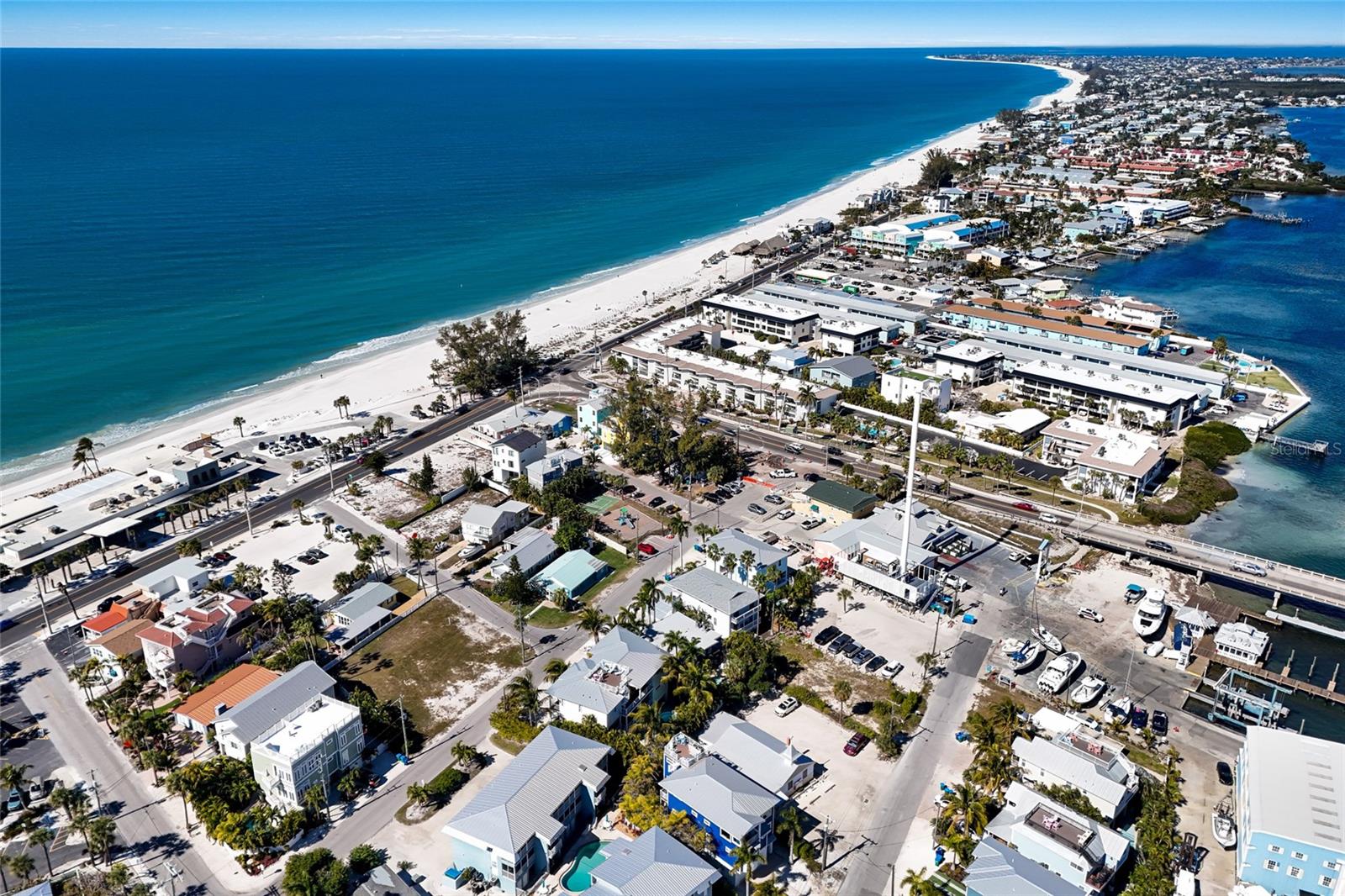 206 CHURCH AVE, BRADENTON BEACH, FL, 34217