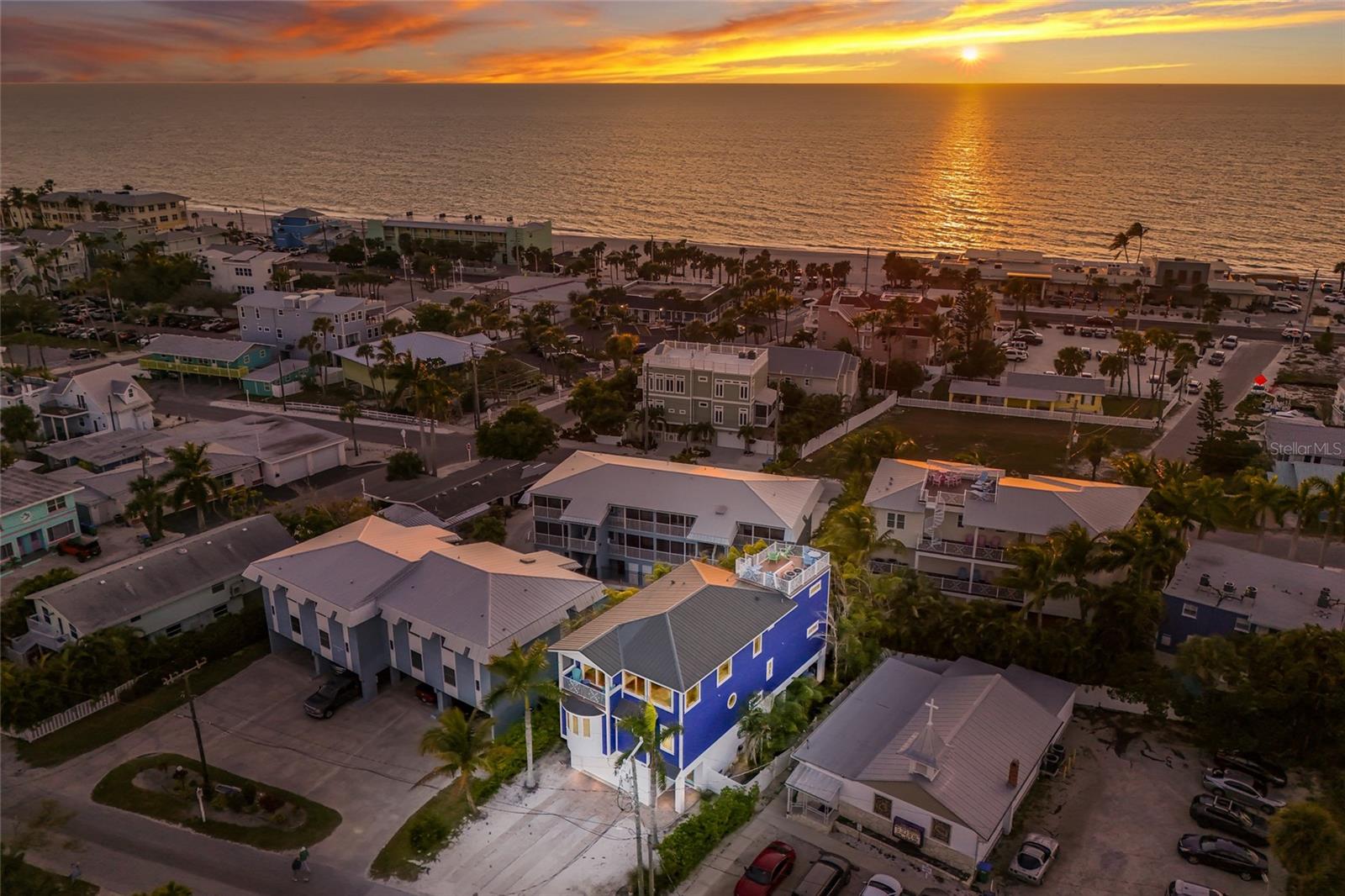 206 CHURCH AVE, BRADENTON BEACH, FL, 34217