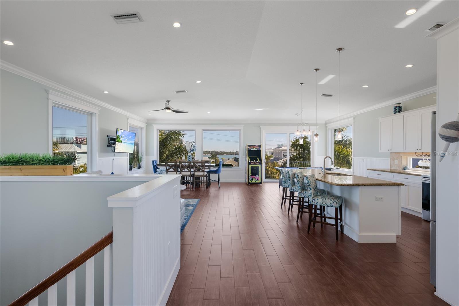 206 CHURCH AVE, BRADENTON BEACH, FL, 34217