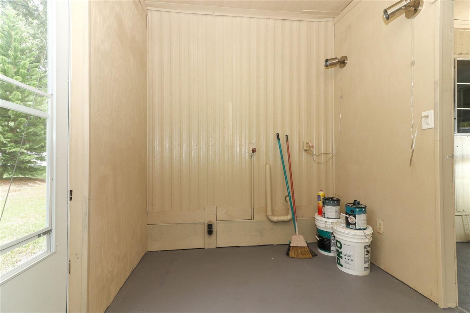 O6377082 Property Photo