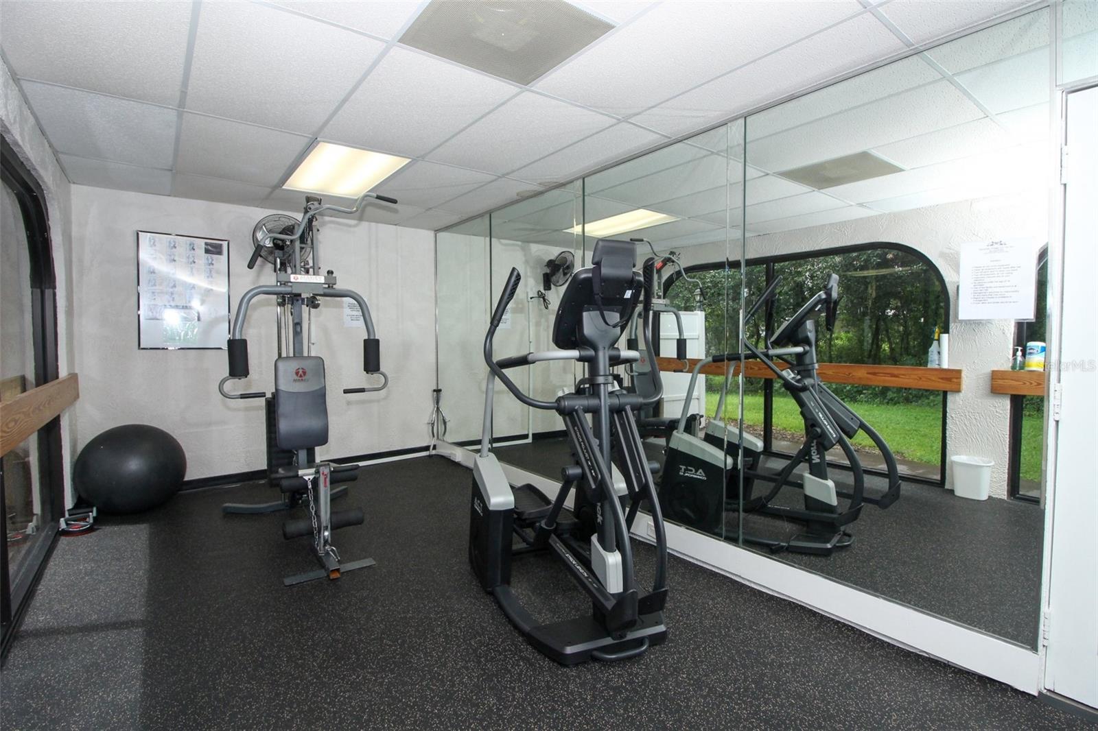 O6377082 Property Photo