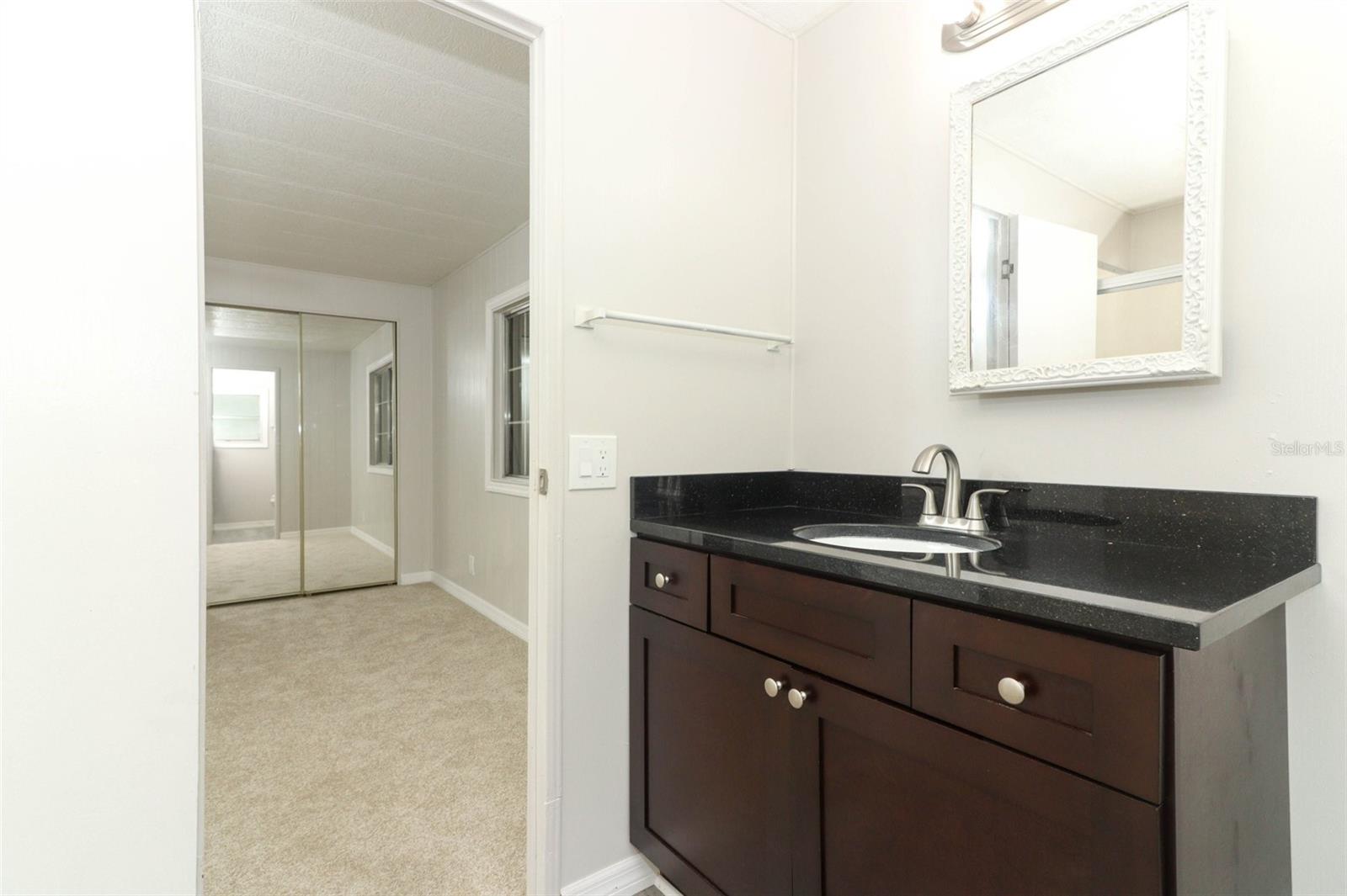 O6377082 Property Photo