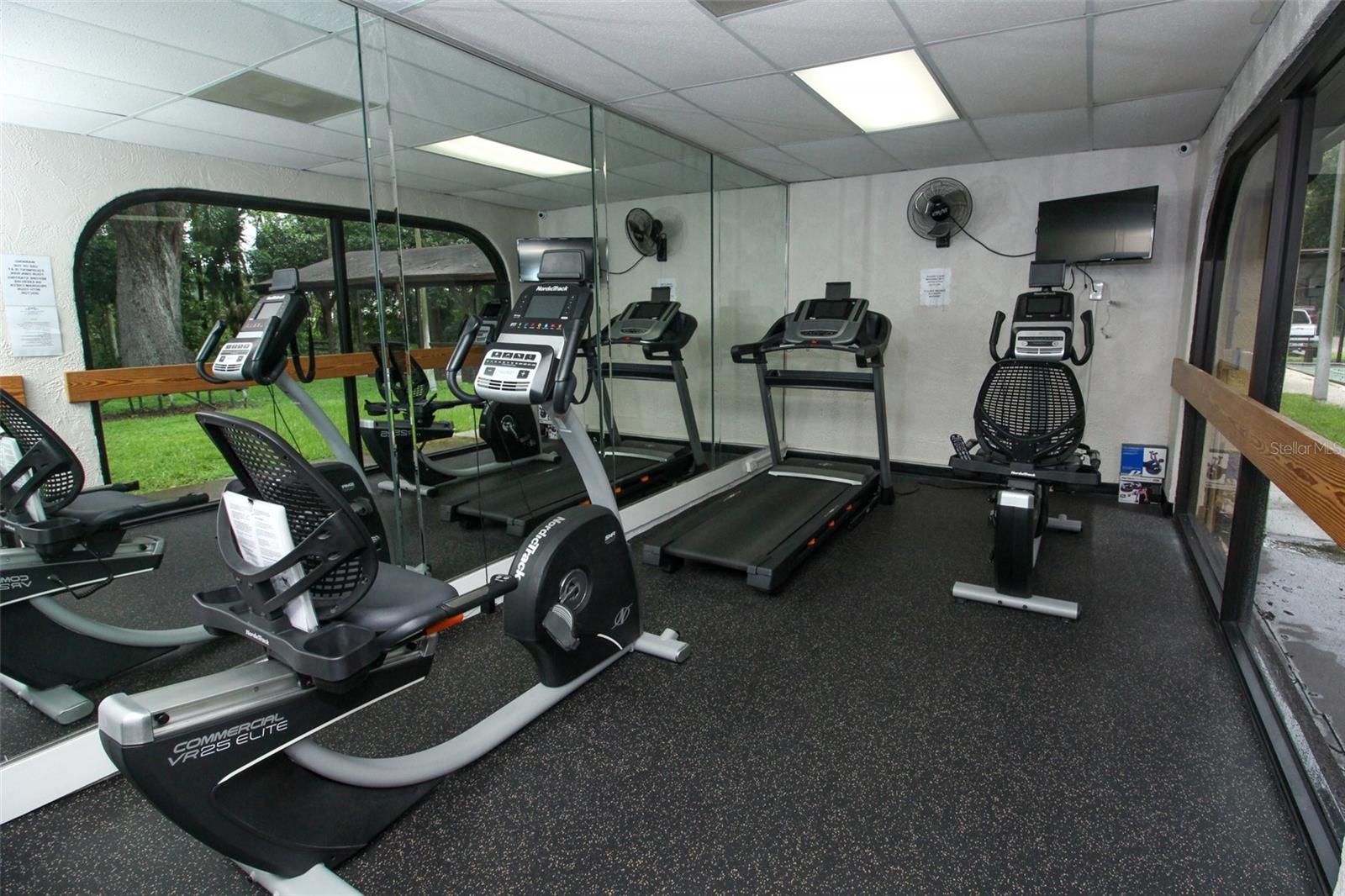 O6377082 Property Photo