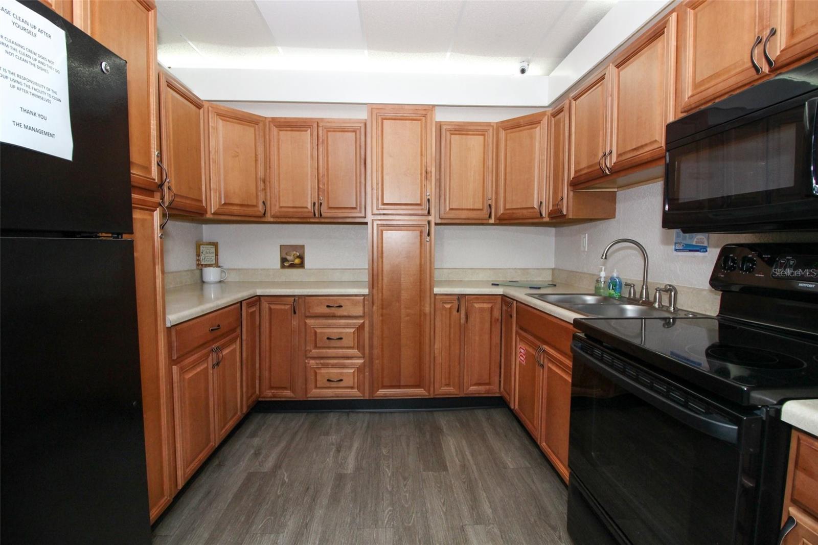 O6377082 Property Photo