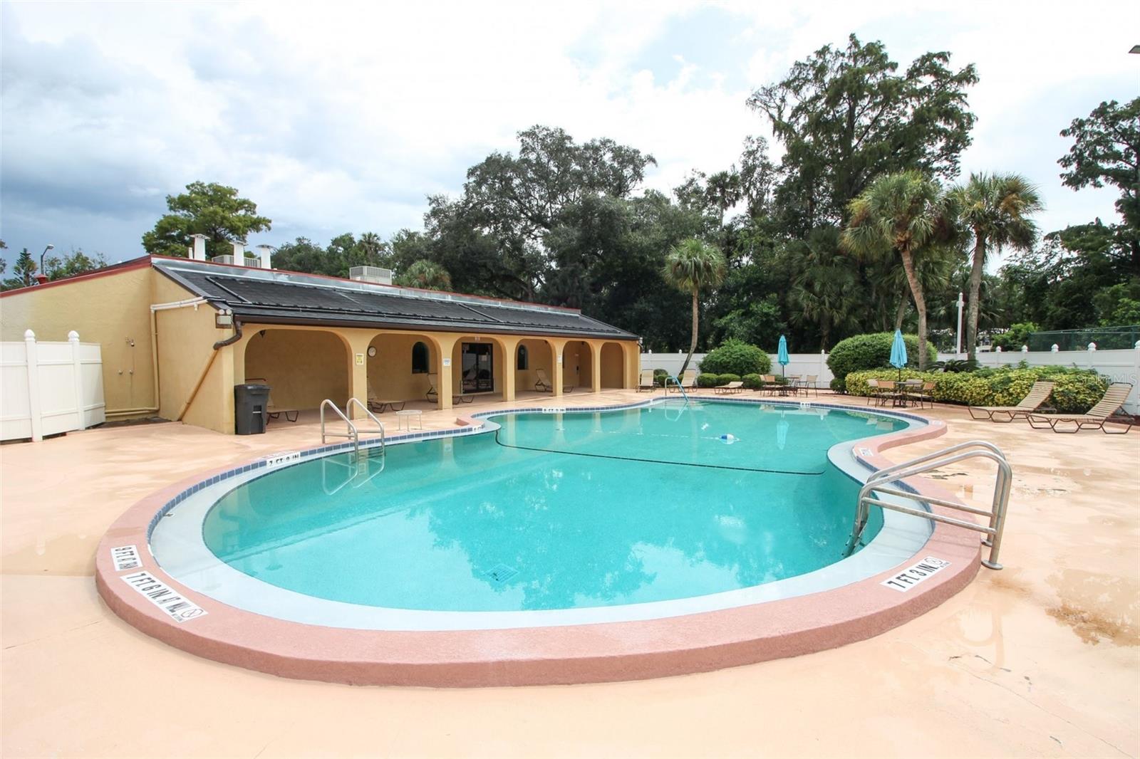 O6377082 Property Photo