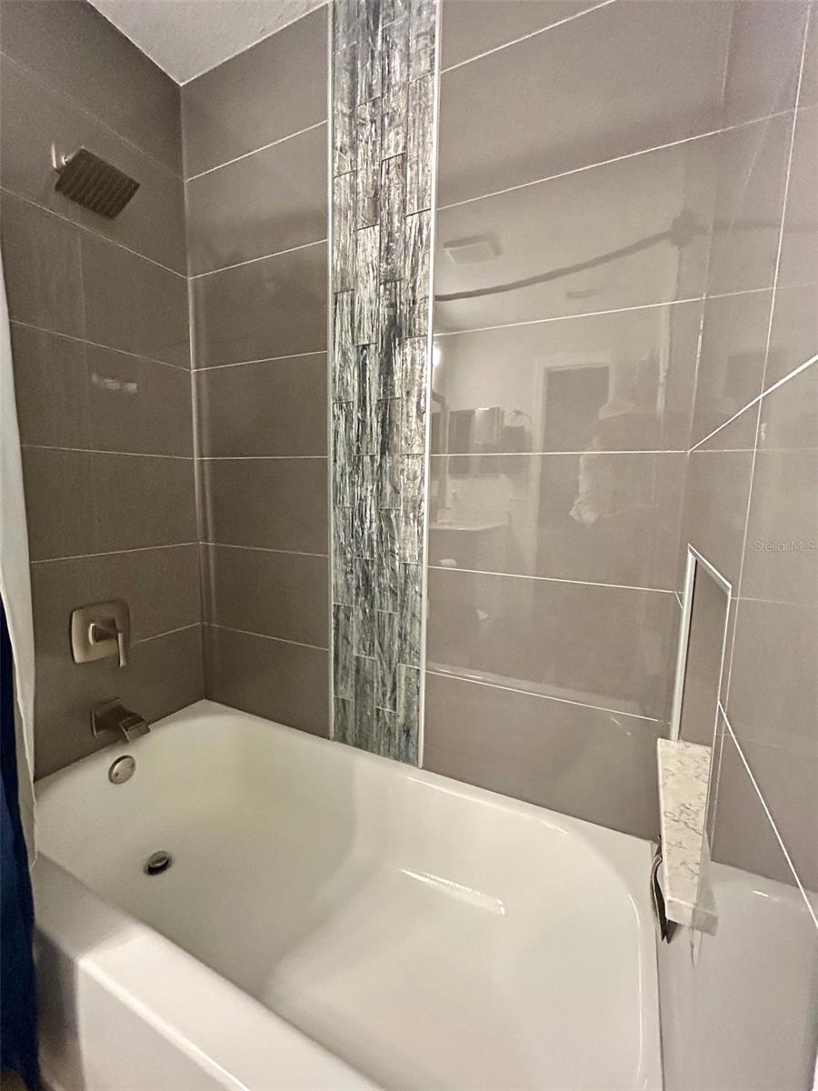 936 BIRMINGHAM CT #106, LAKE MARY, FL, 32746