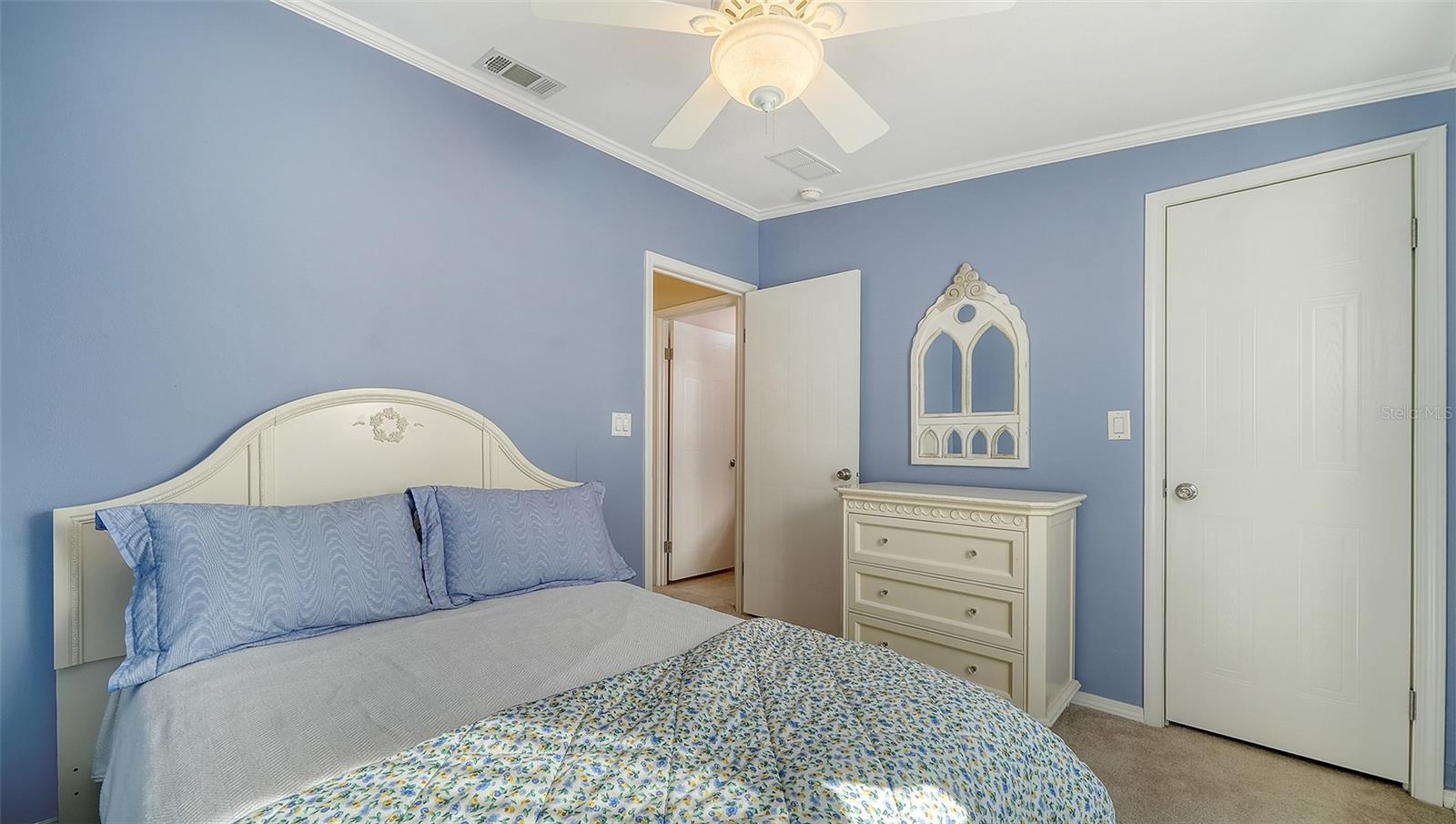 112 OAKWOOD BLVD, SARASOTA, FL, 34237