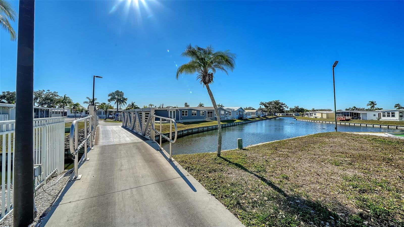 112 OAKWOOD BLVD, SARASOTA, FL, 34237