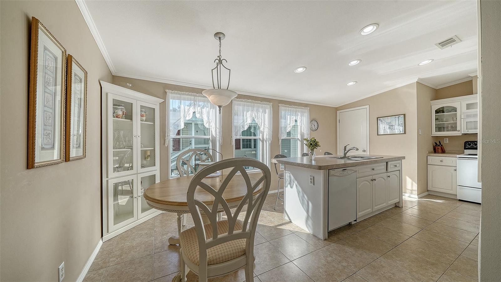 112 OAKWOOD BLVD, SARASOTA, FL, 34237