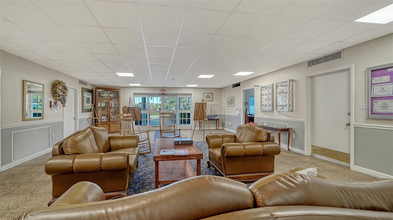 112 OAKWOOD BLVD, SARASOTA, FL, 34237