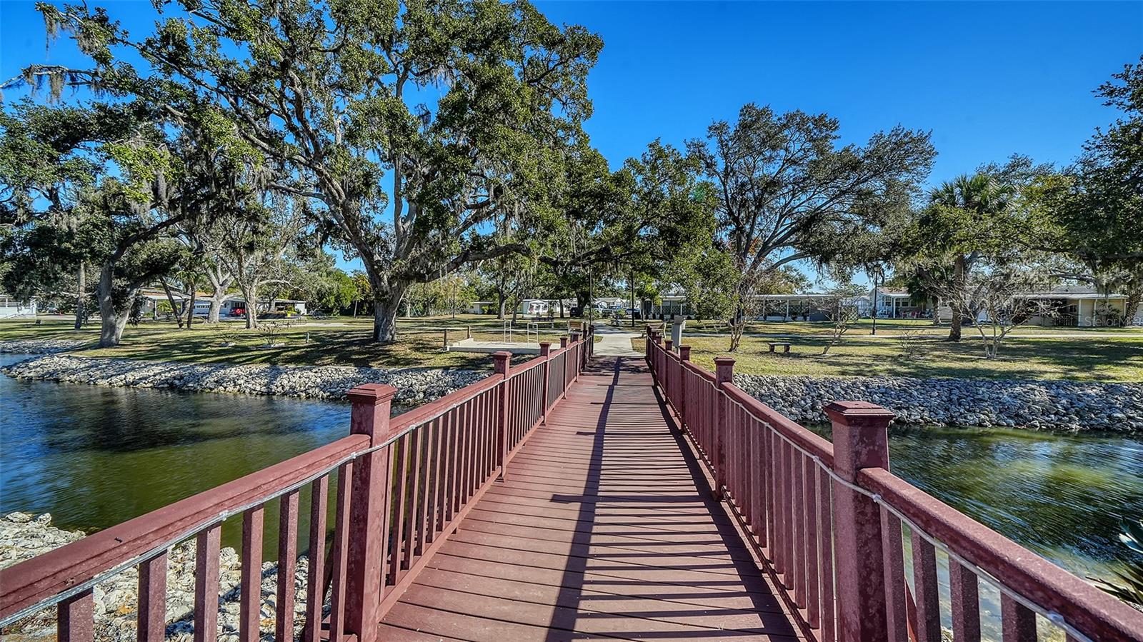 112 OAKWOOD BLVD, SARASOTA, FL, 34237