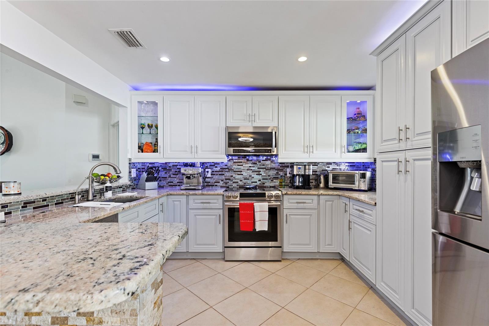 5927 TAYWOOD DR, TAMPA, FL, 33624