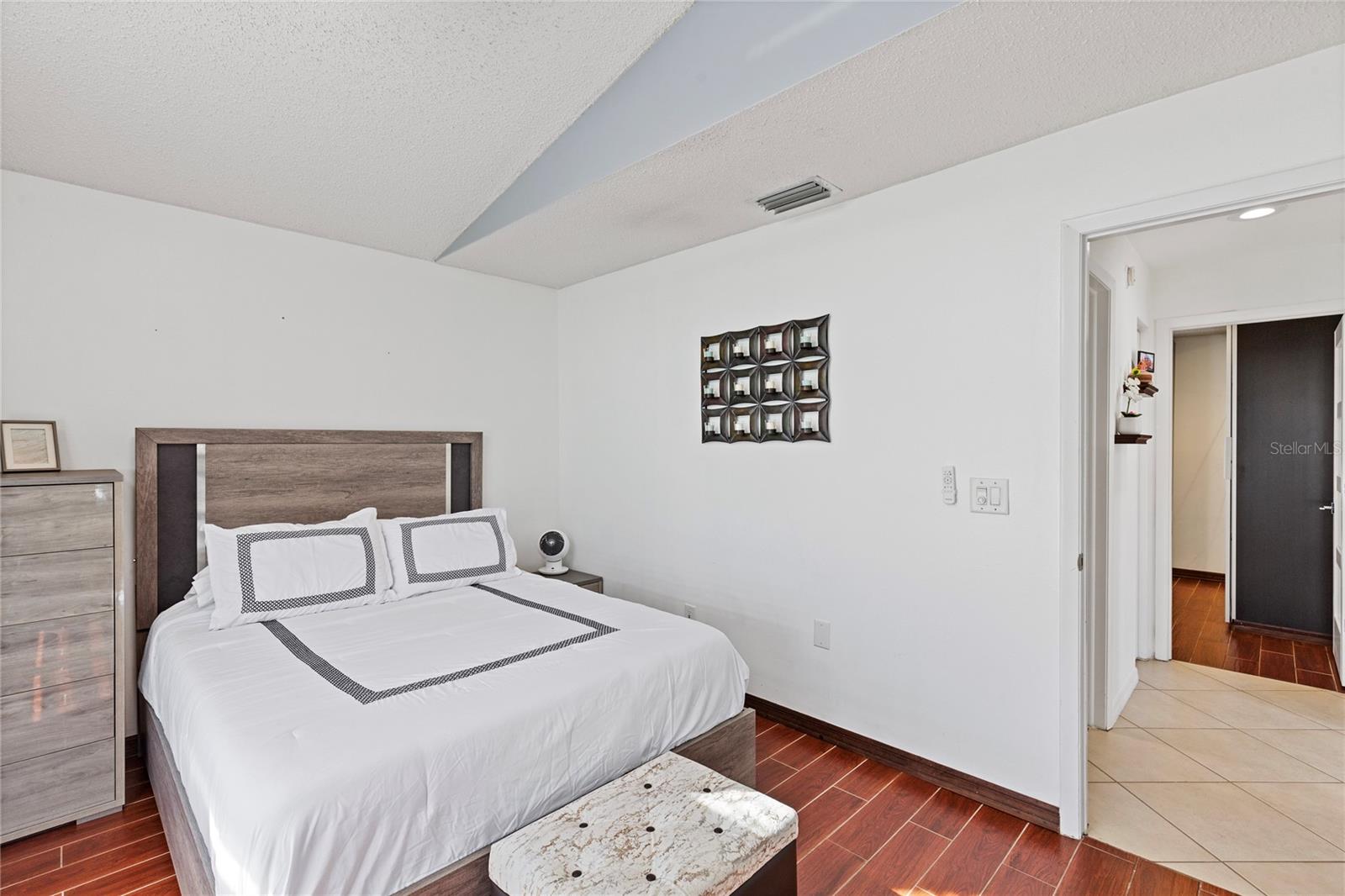 5927 TAYWOOD DR, TAMPA, FL, 33624