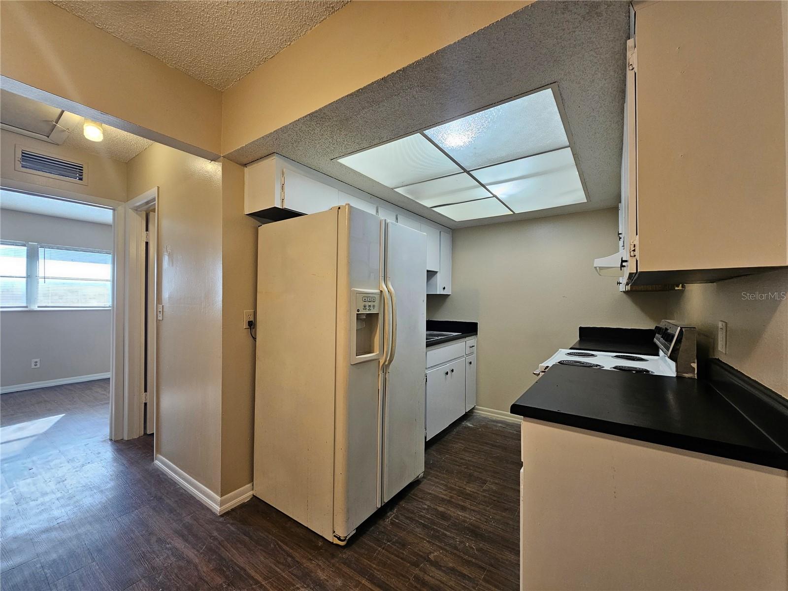 201 NW JEFFERSON CIR N #2, ST PETERSBURG, FL, 33702