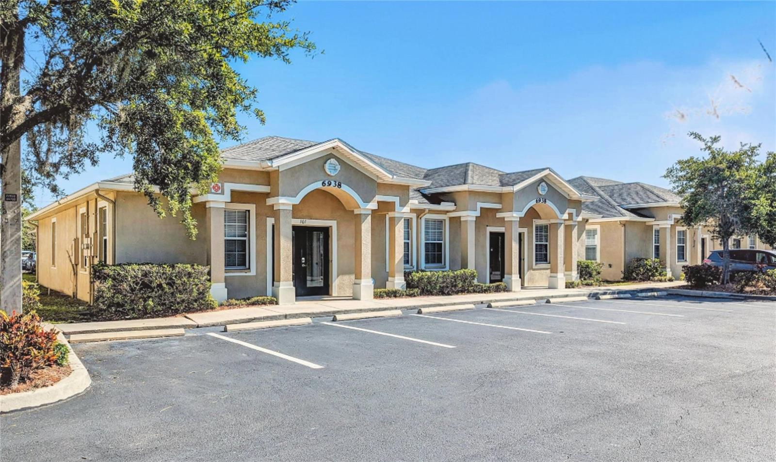 6938 W LINEBAUGH AVE, TAMPA, FL, 33625