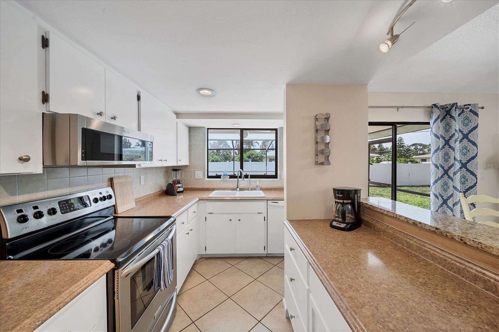 1415 FALCON RD, VENICE, FL, 34293