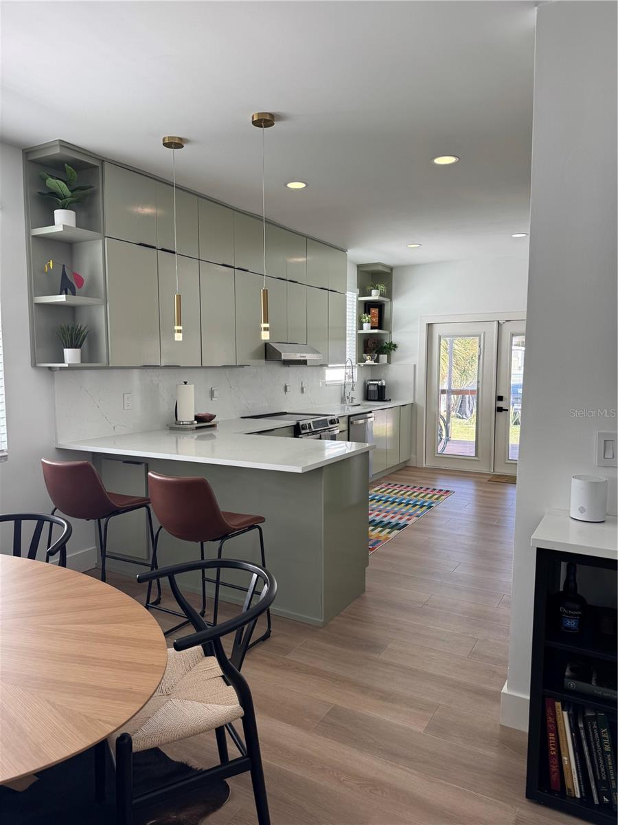 212 S FREMONT AVE, TAMPA, FL, 33606