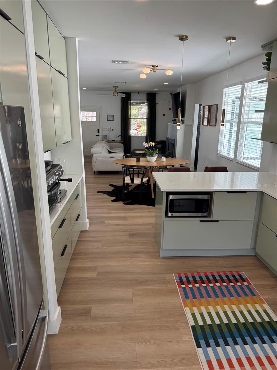 212 S FREMONT AVE, TAMPA, FL, 33606