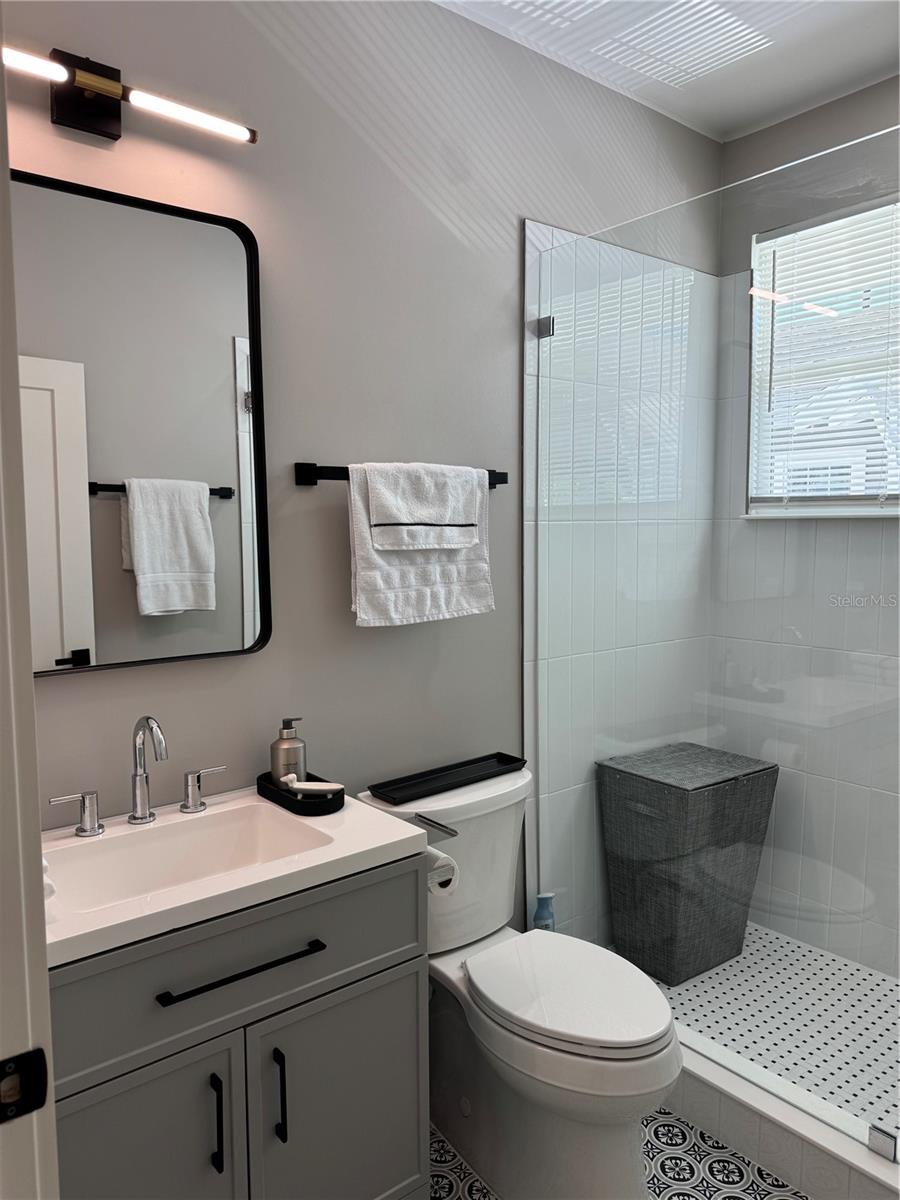 212 S FREMONT AVE, TAMPA, FL, 33606