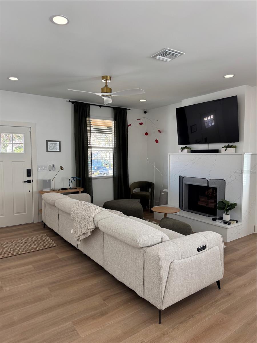 212 S FREMONT AVE, TAMPA, FL, 33606