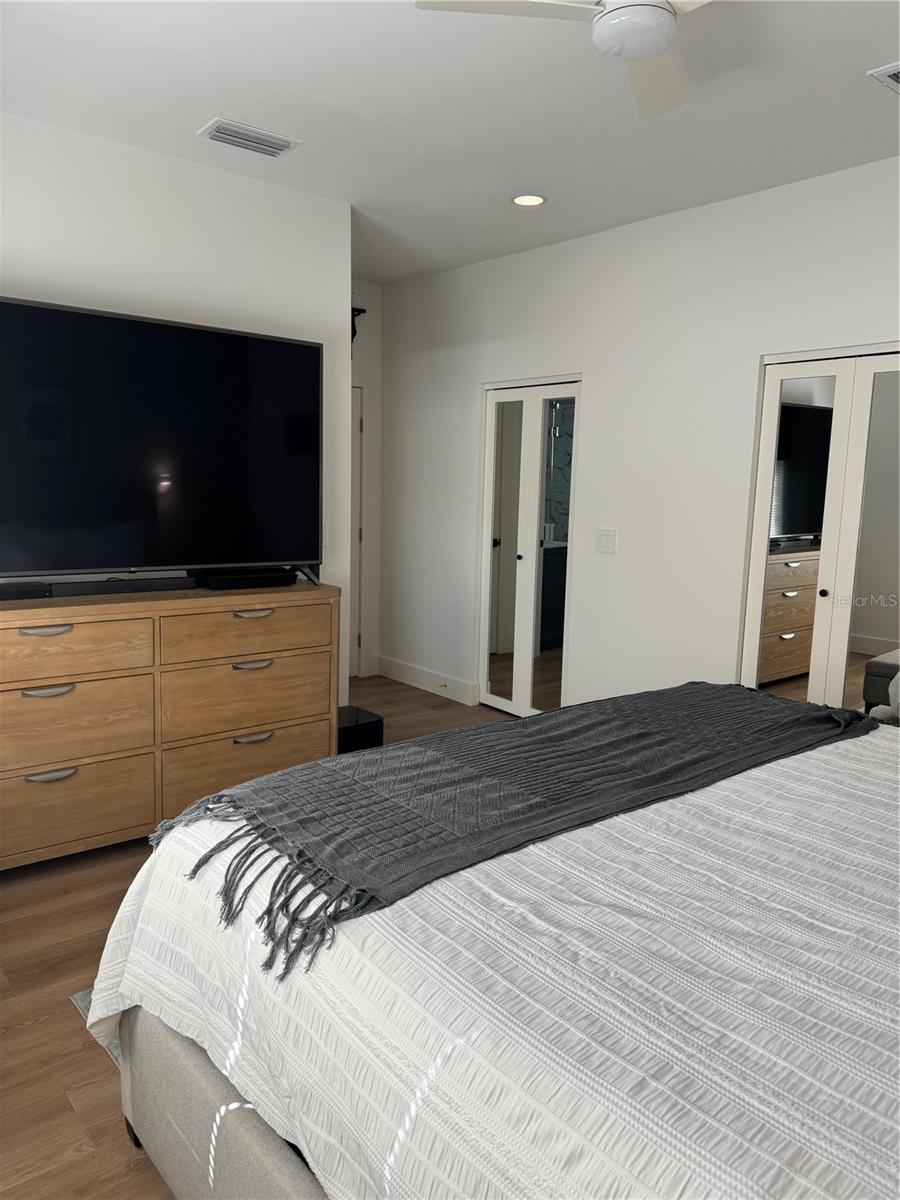 212 S FREMONT AVE, TAMPA, FL, 33606