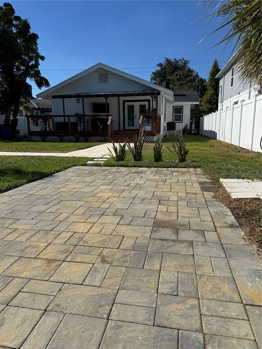 212 S FREMONT AVE, TAMPA, FL, 33606