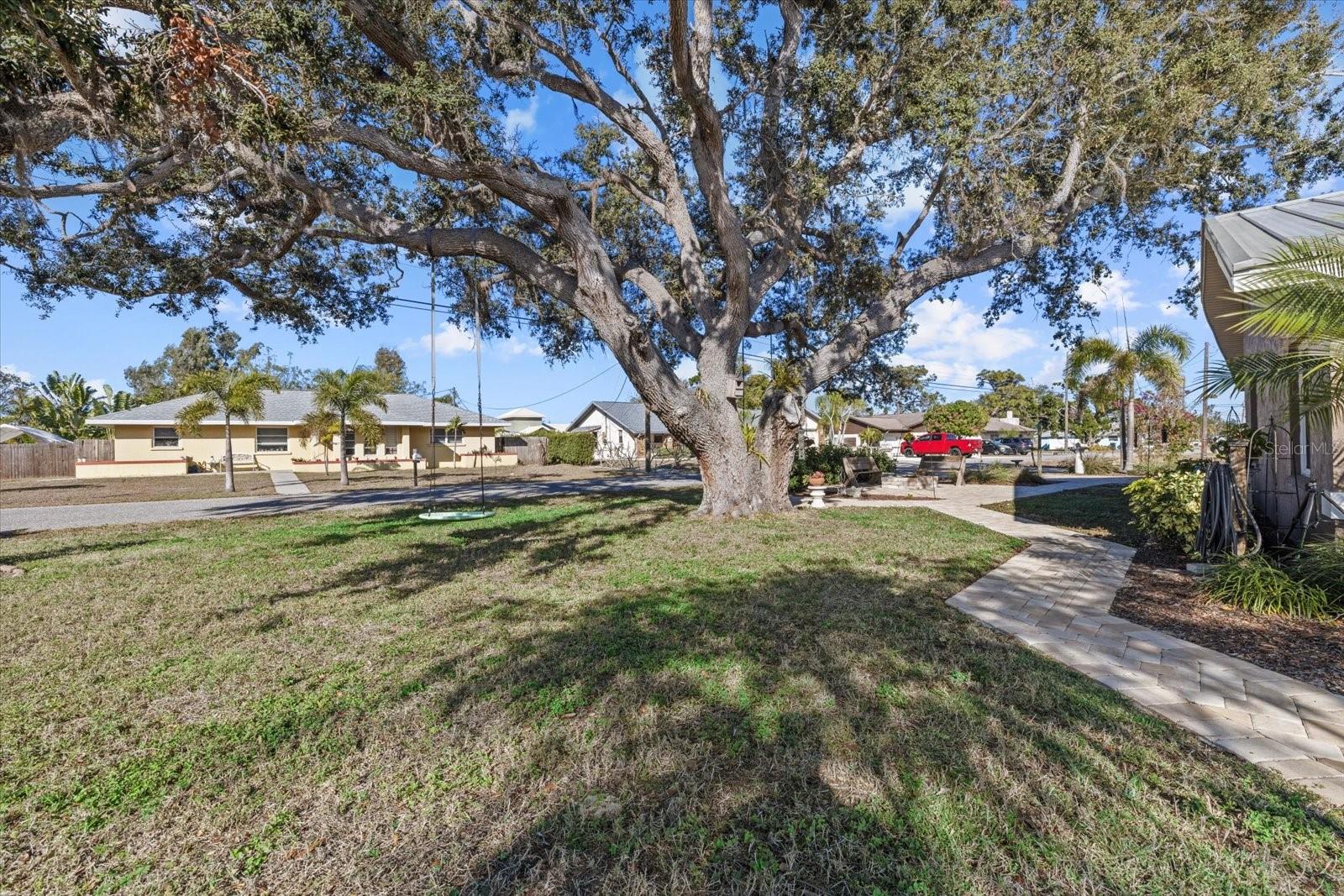 800 CHURCH ST, NOKOMIS, FL, 34275