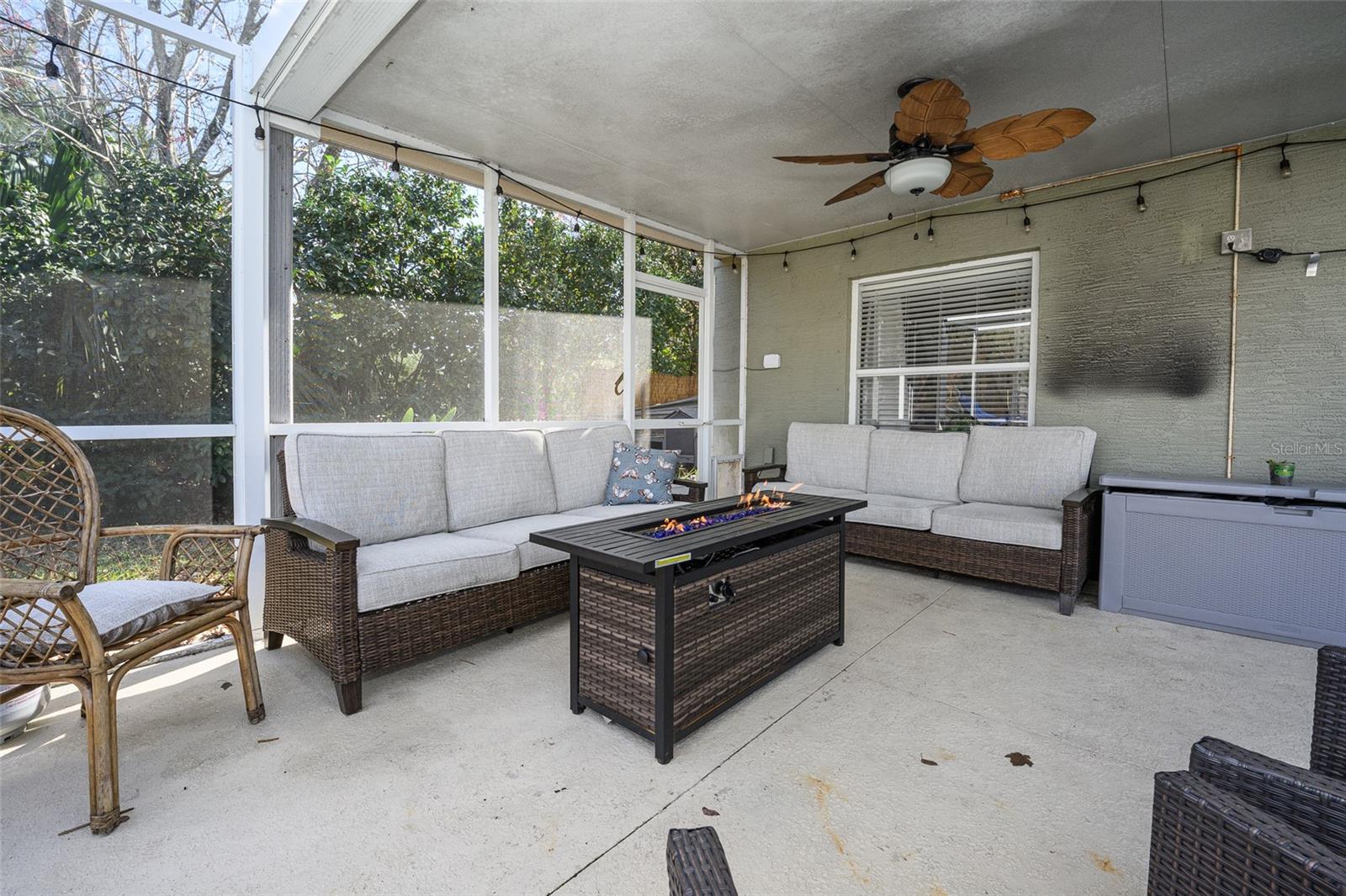 220 BIRD OF PARADISE DR, PALM COAST, FL, 32137