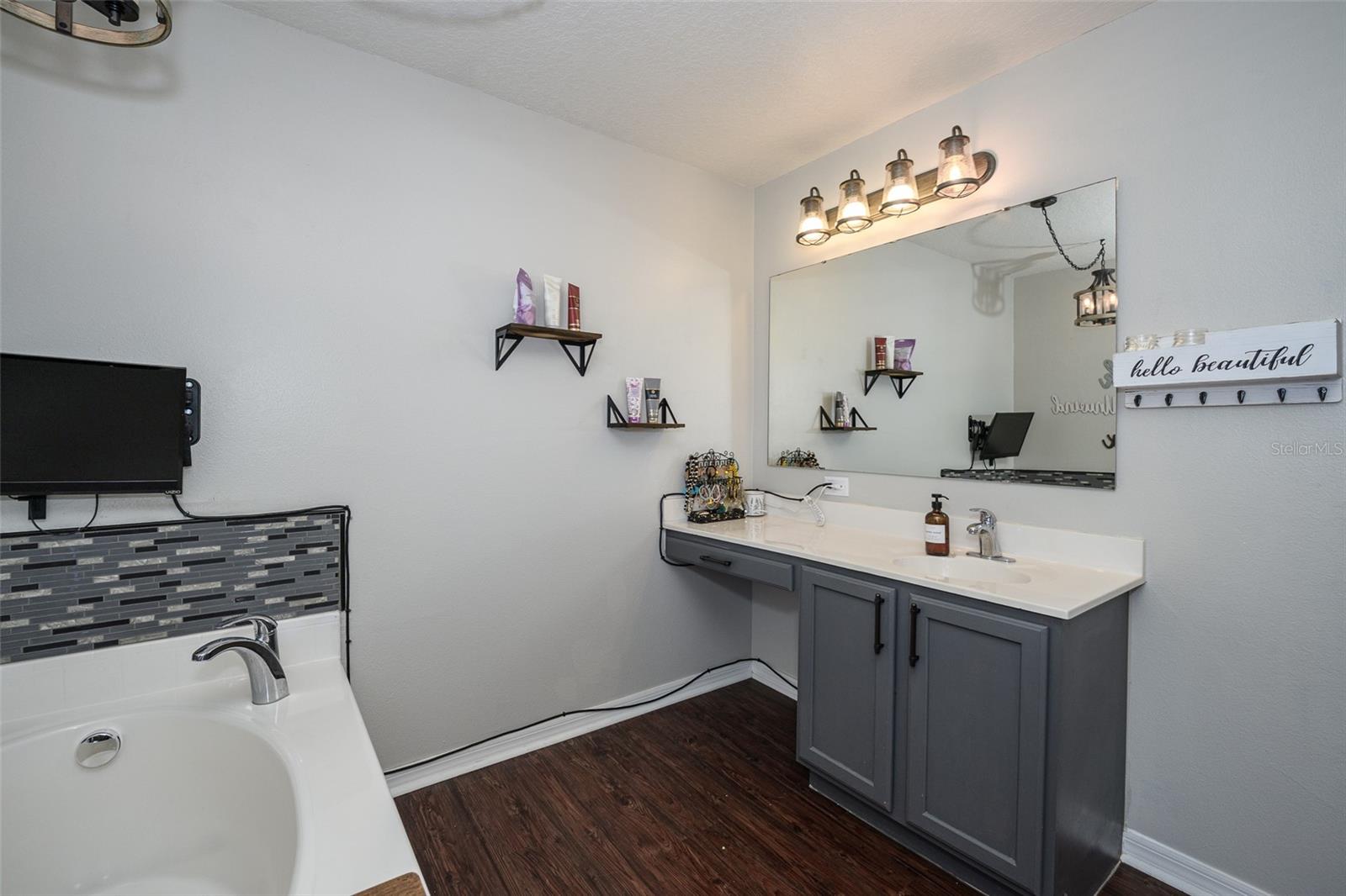 220 BIRD OF PARADISE DR, PALM COAST, FL, 32137