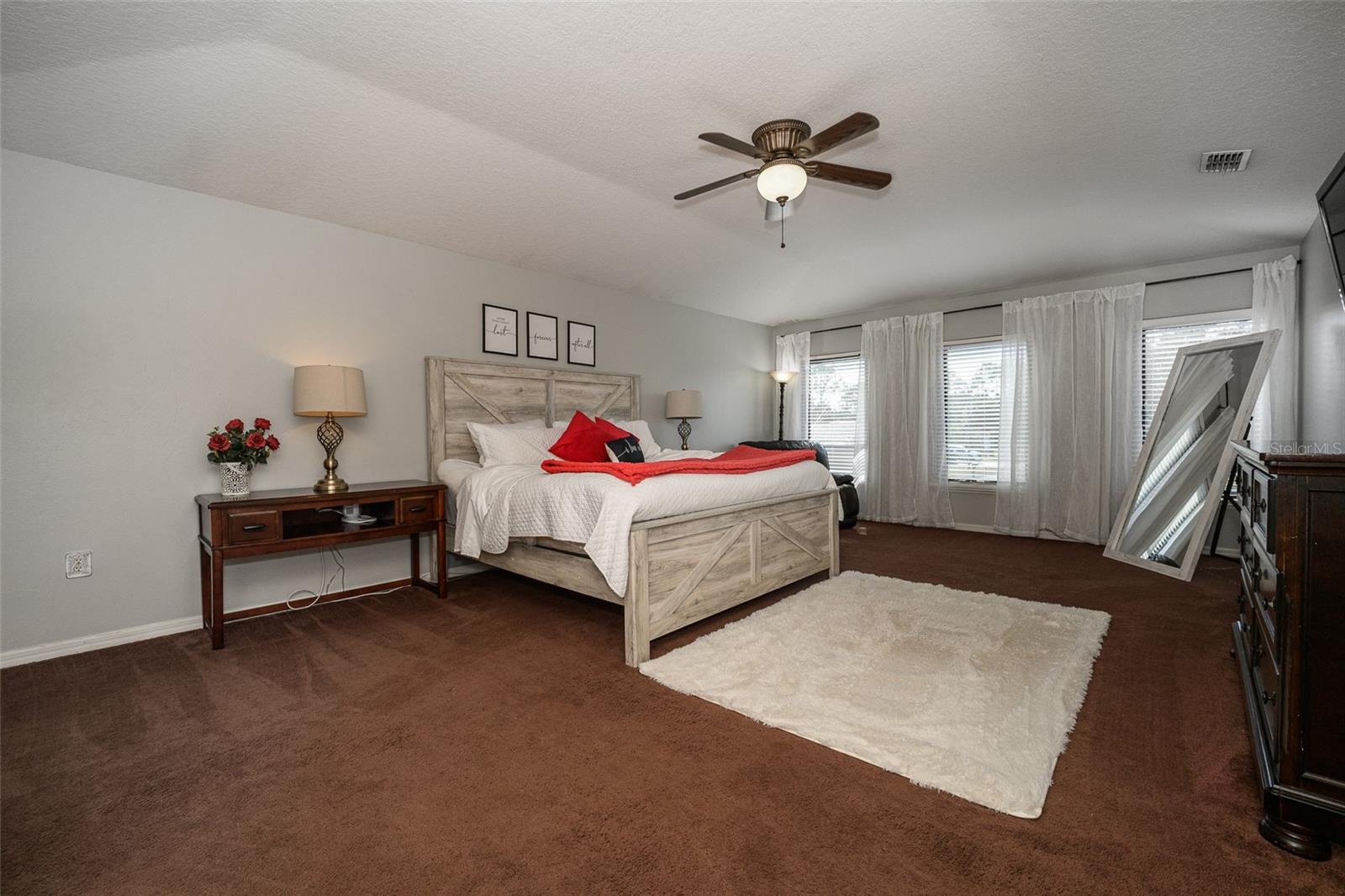 220 BIRD OF PARADISE DR, PALM COAST, FL, 32137