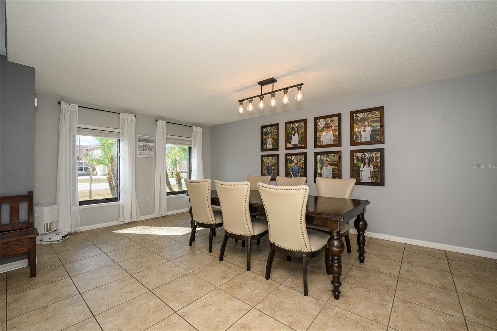 220 BIRD OF PARADISE DR, PALM COAST, FL, 32137