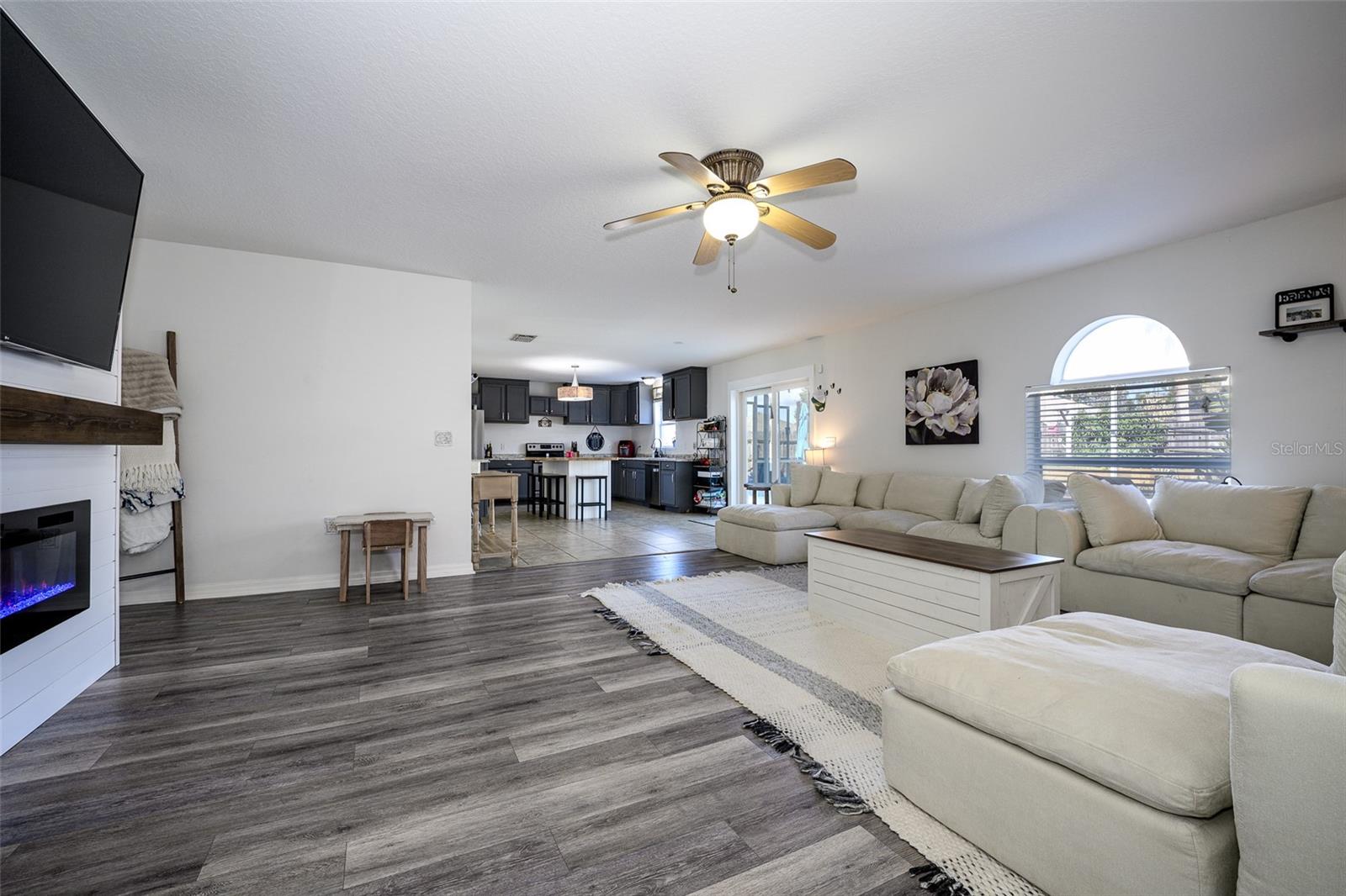 220 BIRD OF PARADISE DR, PALM COAST, FL, 32137