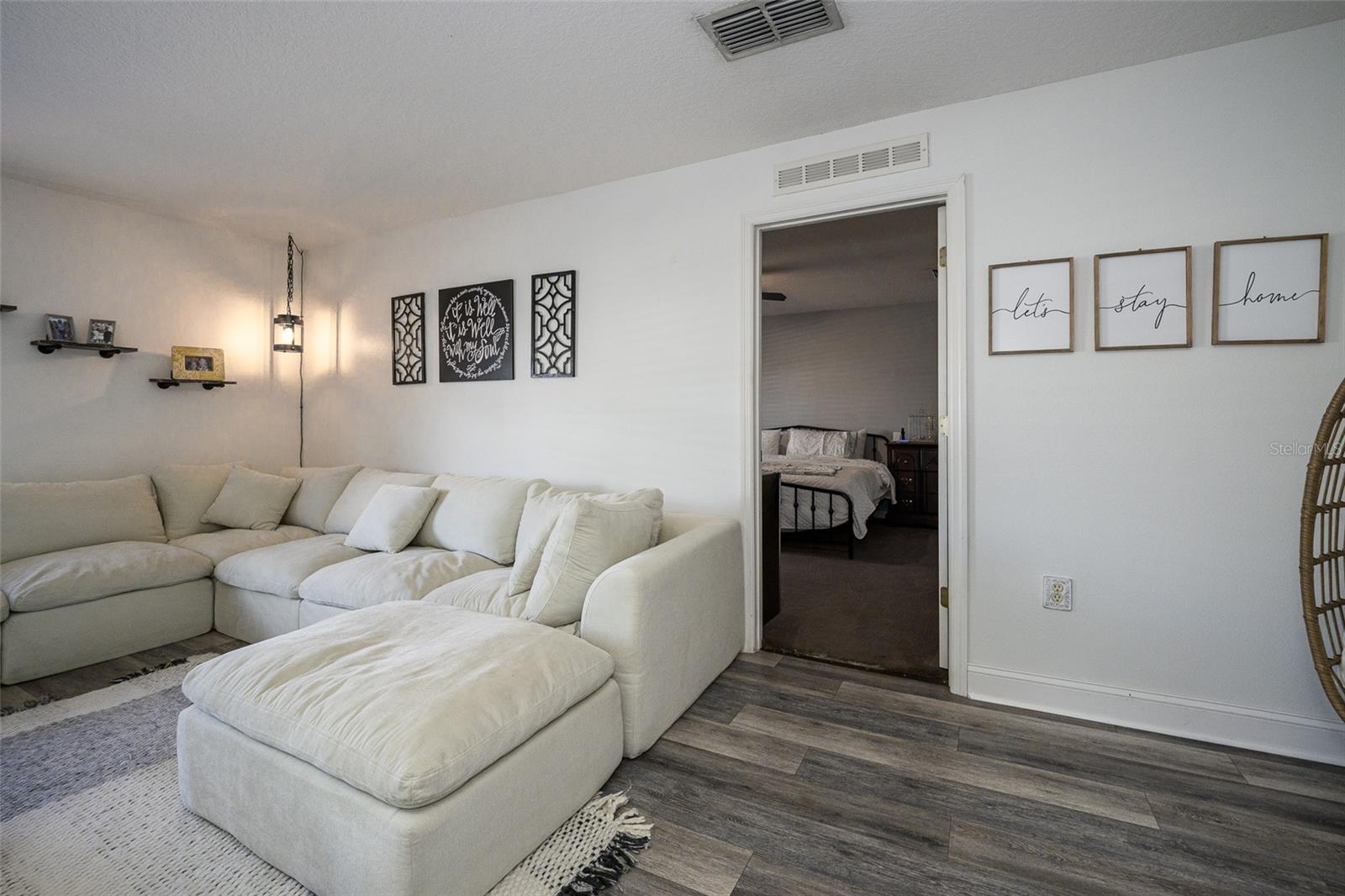 220 BIRD OF PARADISE DR, PALM COAST, FL, 32137