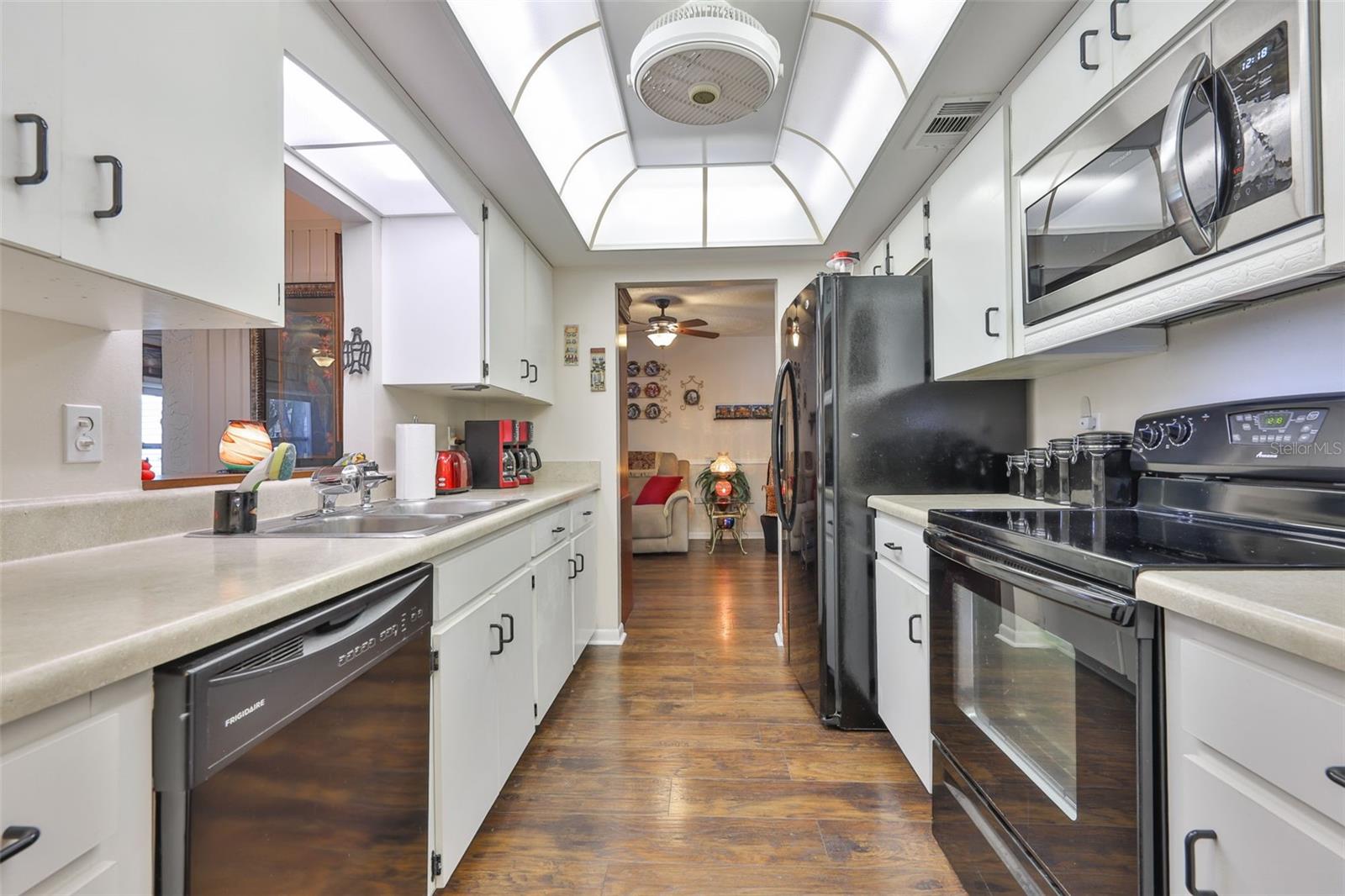 1254 W DEL WEBB BLVD, SUN CITY CENTER, FL, 33573