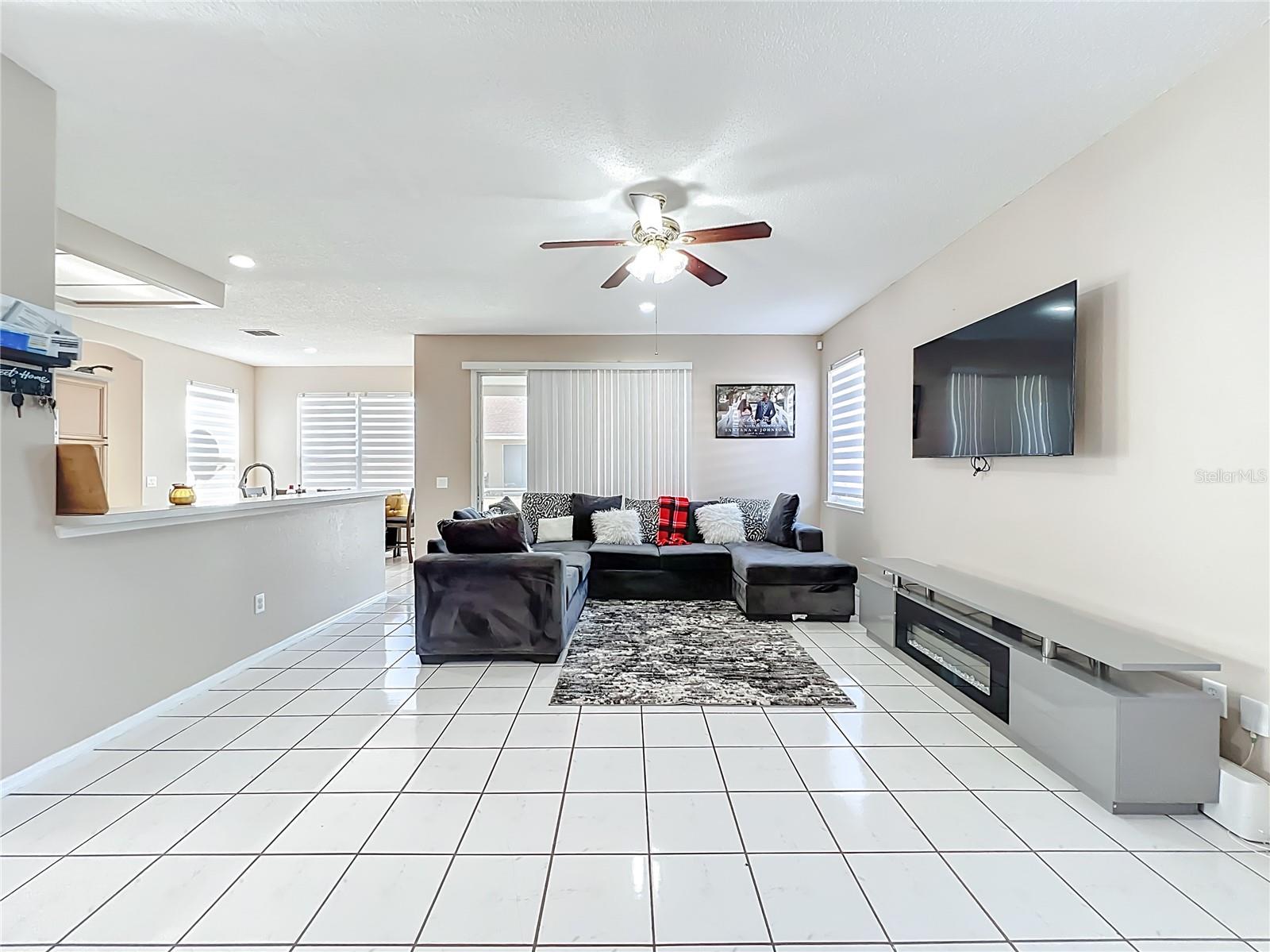 15000 LAKE AZURE DR, ORLANDO, FL, 32824